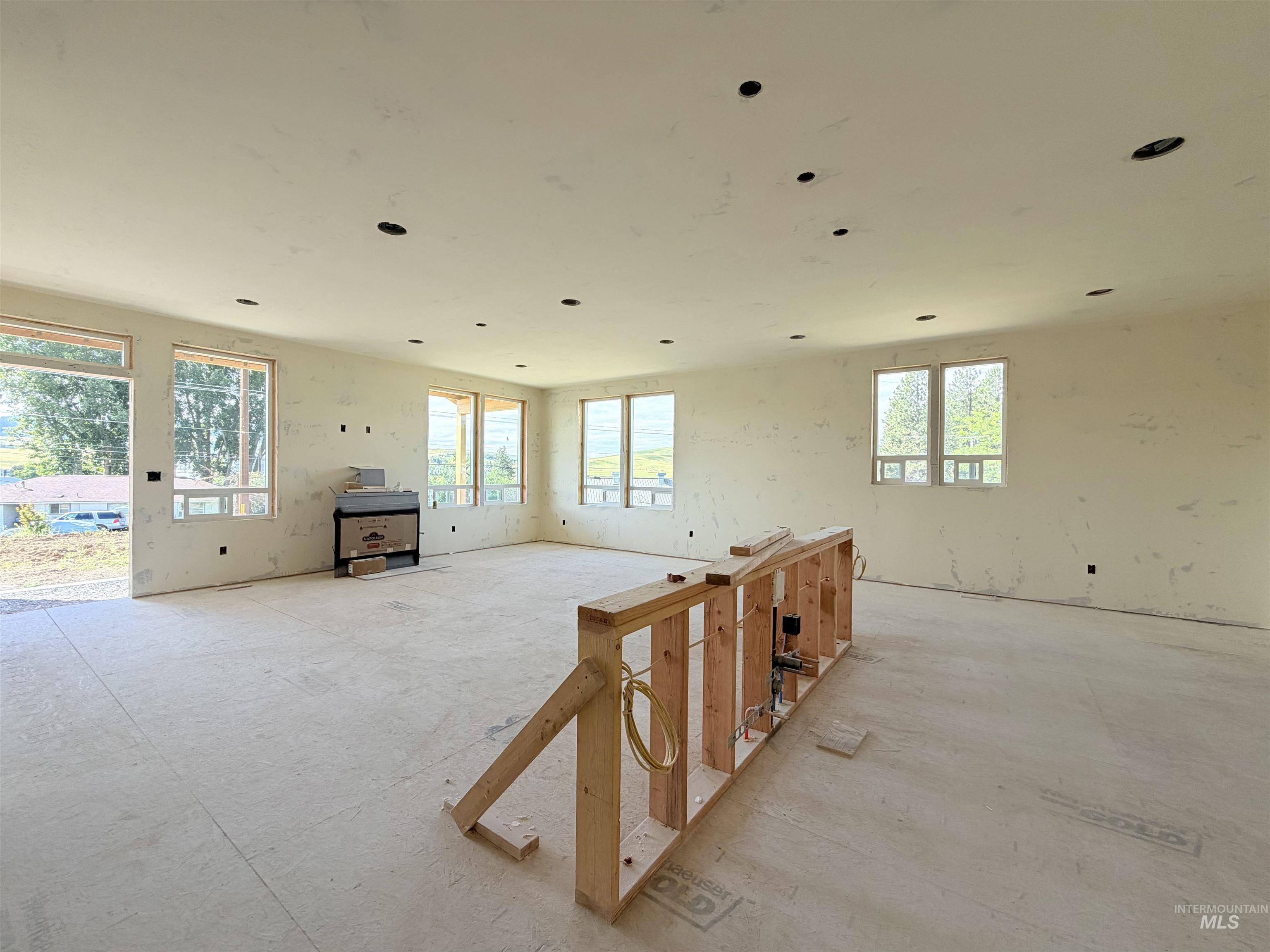 2001 Sunnyside Avenue, Moscow, Idaho 83843, 4 Bedrooms, 2.5 Bathrooms, Residential For Sale, Price $689,000, 98989998