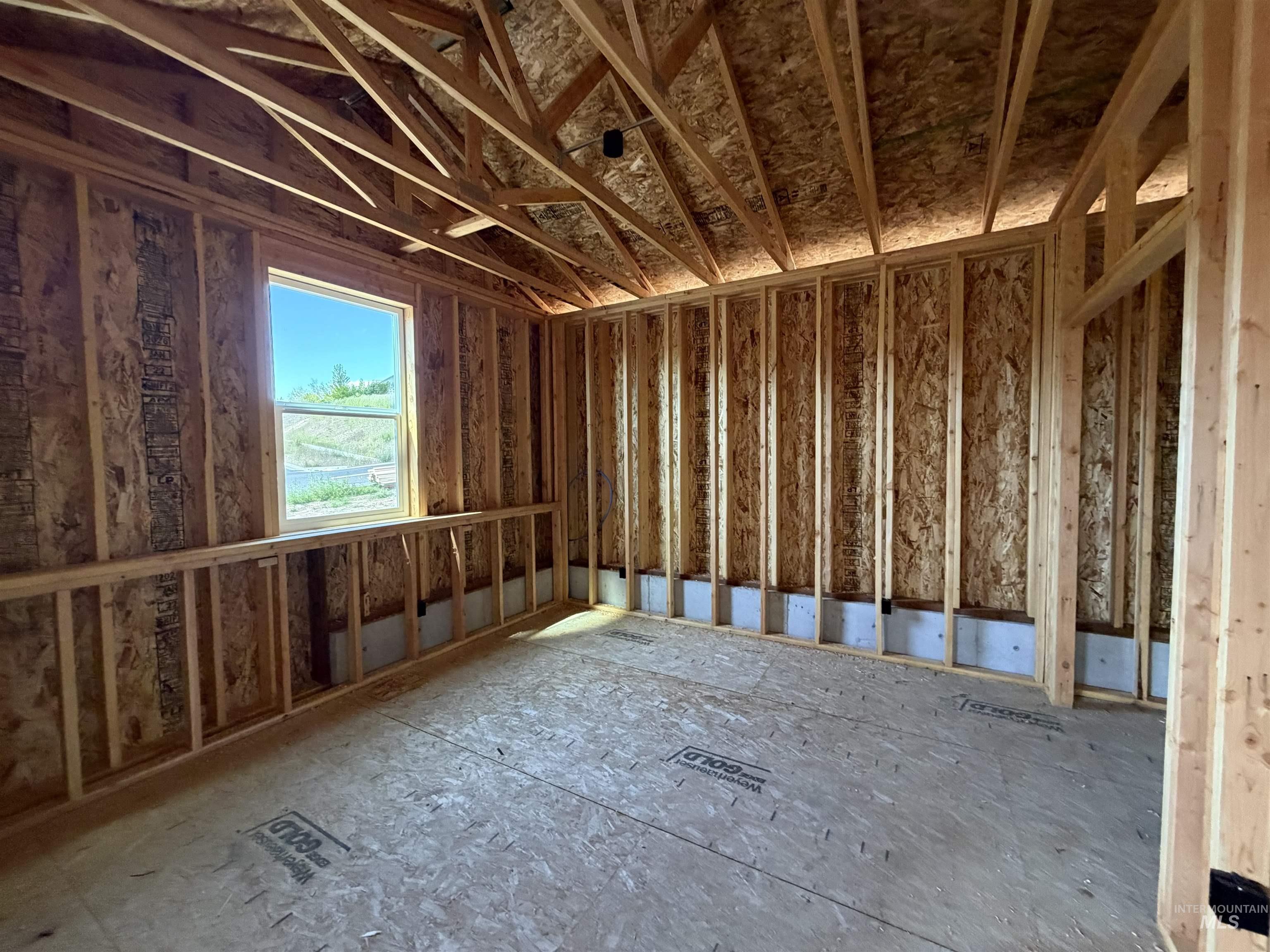 2001 Sunnyside Avenue, Moscow, Idaho 83843, 4 Bedrooms, 2.5 Bathrooms, Residential For Sale, Price $689,000,MLS 98989998