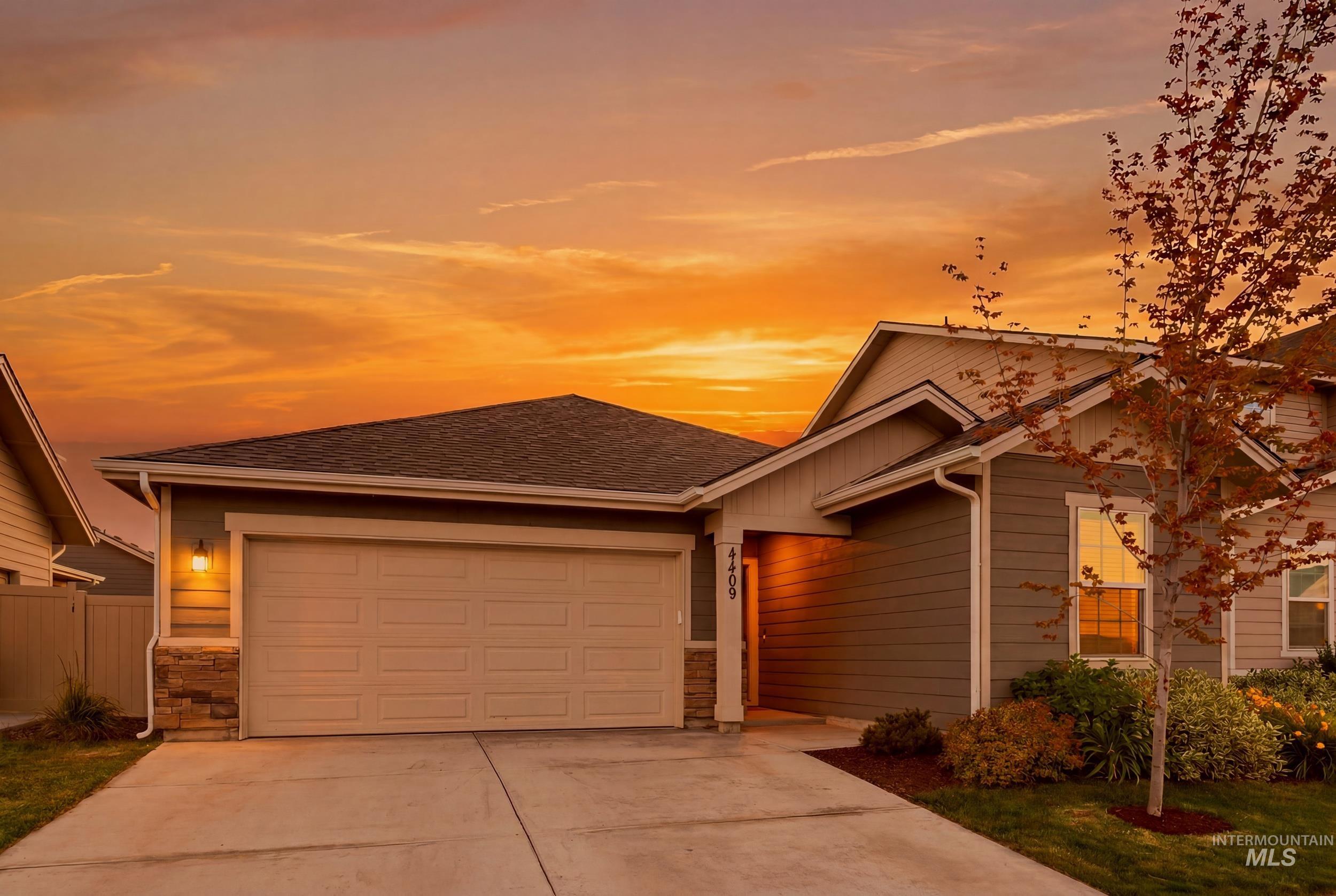 4409 S Redwater Ave, Meridian, Idaho 83642, 4 Bedrooms, 2 Bathrooms, Residential For Sale, Price $459,990,MLS 98990008