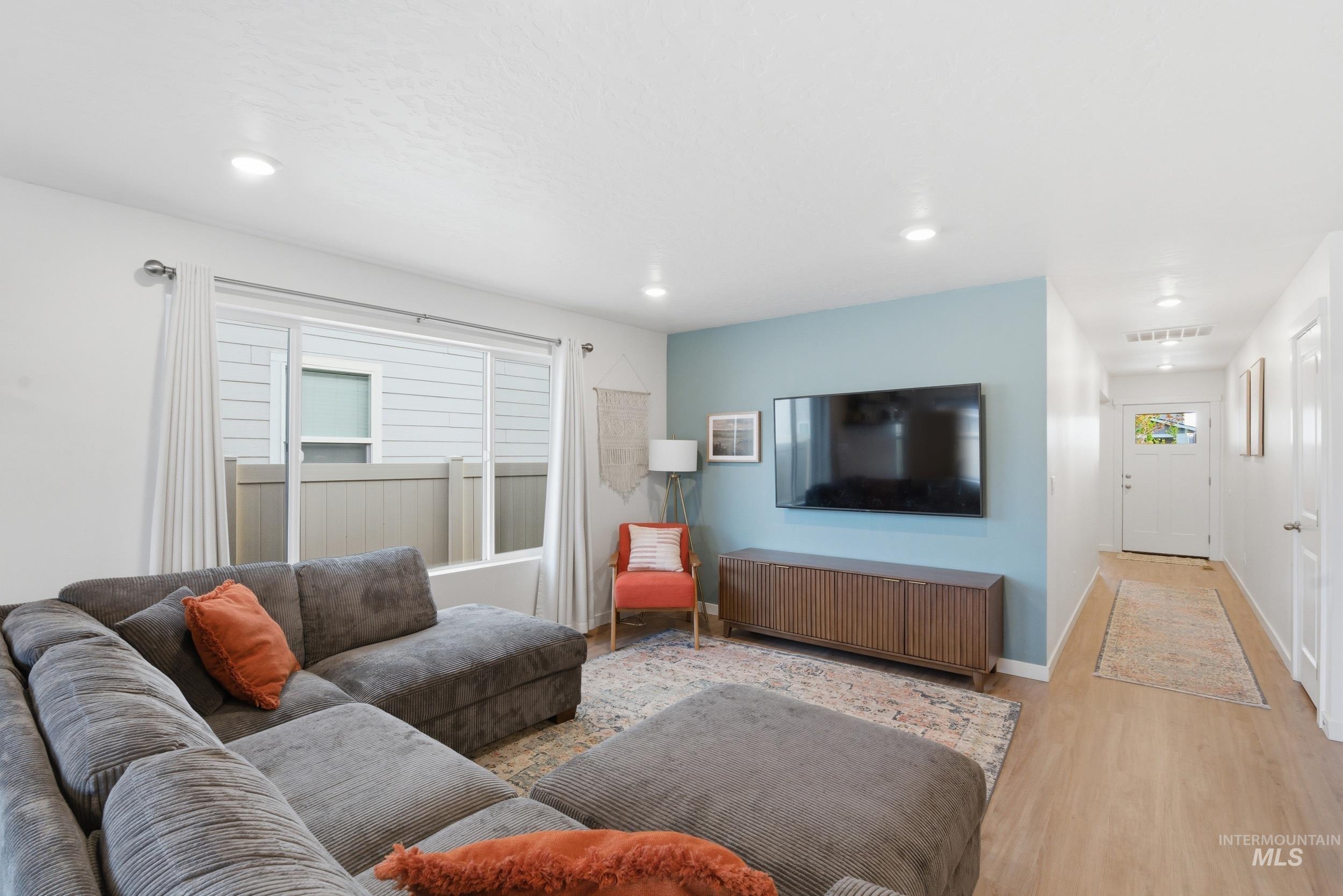 4409 S Redwater Ave, Meridian, Idaho 83642, 4 Bedrooms, 2 Bathrooms, Residential For Sale, Price $459,990,MLS 98990008