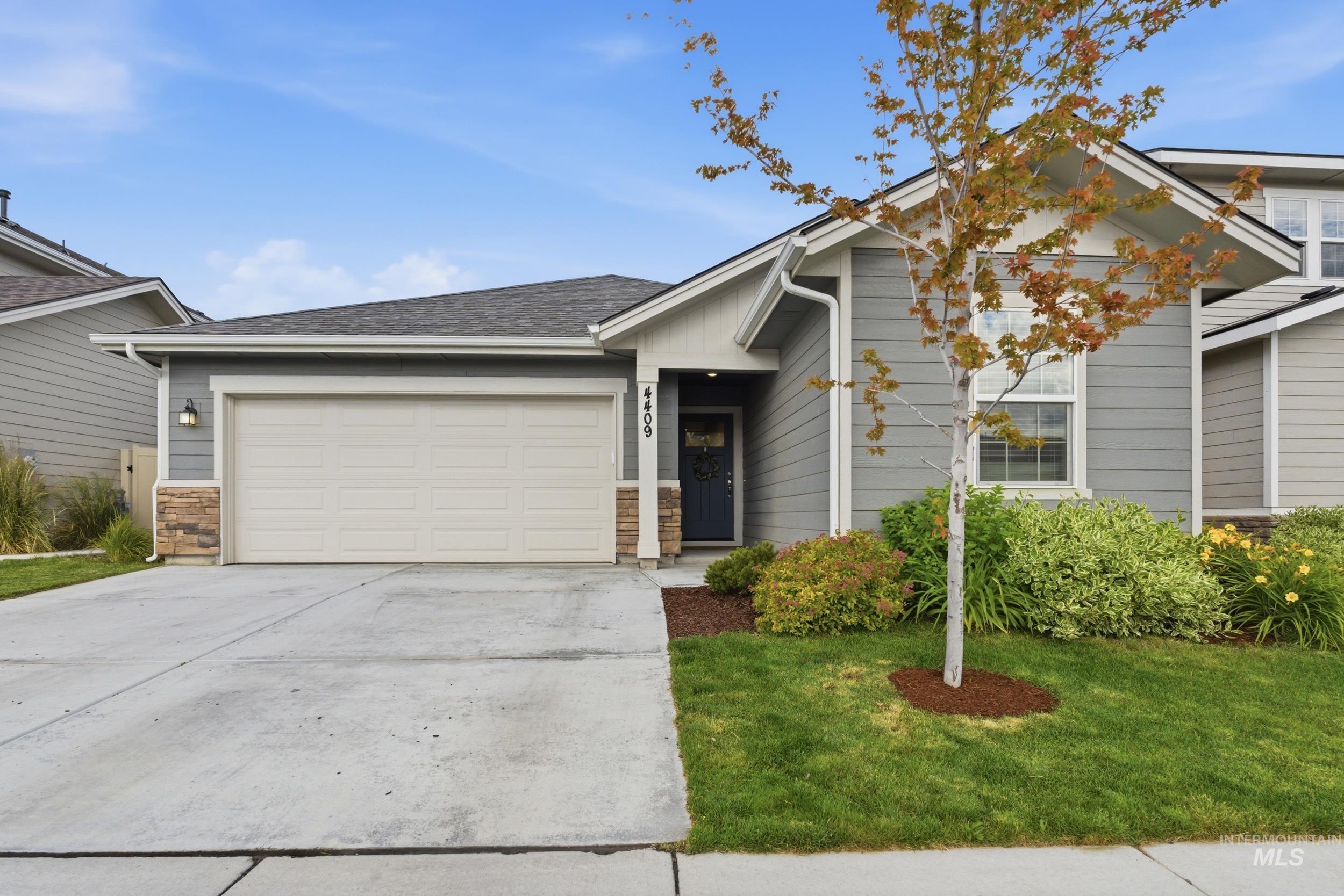 4409 S Redwater Ave, Meridian, Idaho 83642, 4 Bedrooms, 2 Bathrooms, Residential For Sale, Price $459,990,MLS 98990008