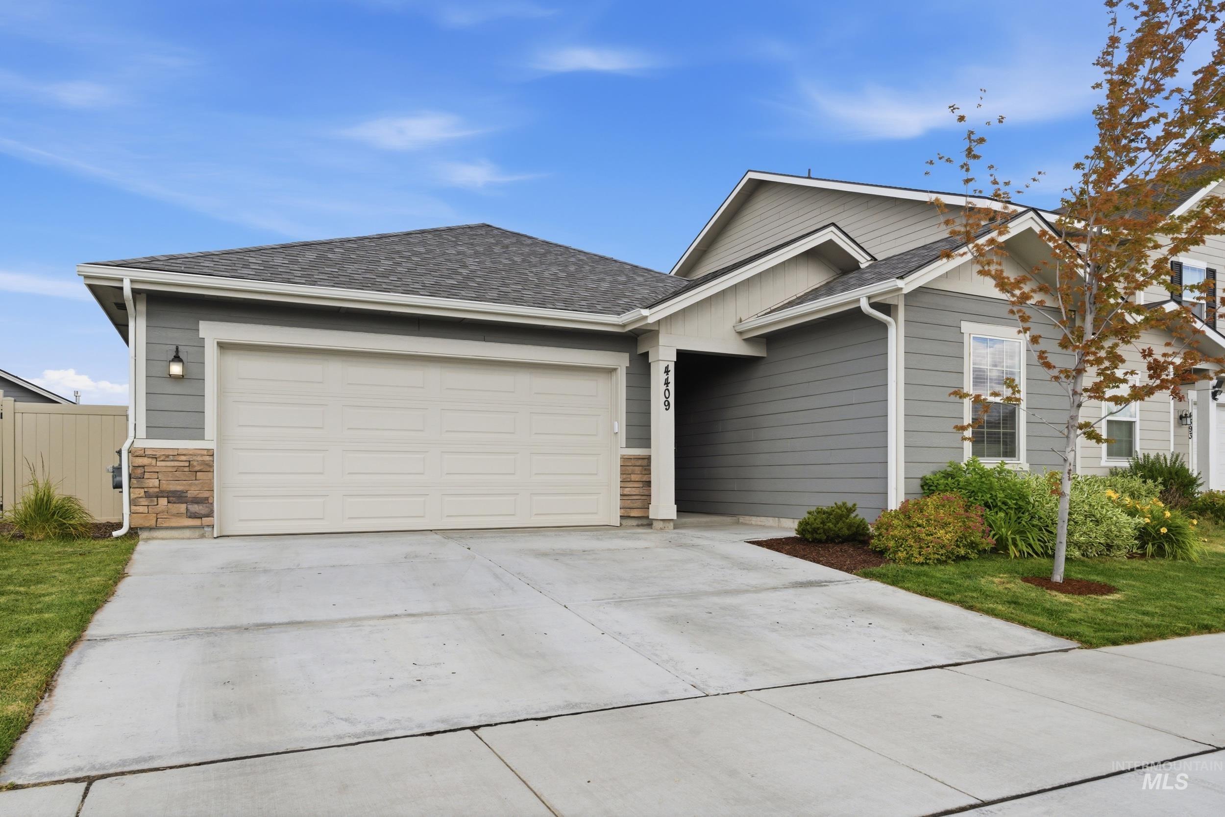 4409 S Redwater Ave, Meridian, Idaho 83642, 4 Bedrooms, 2 Bathrooms, Residential For Sale, Price $459,990,MLS 98990008