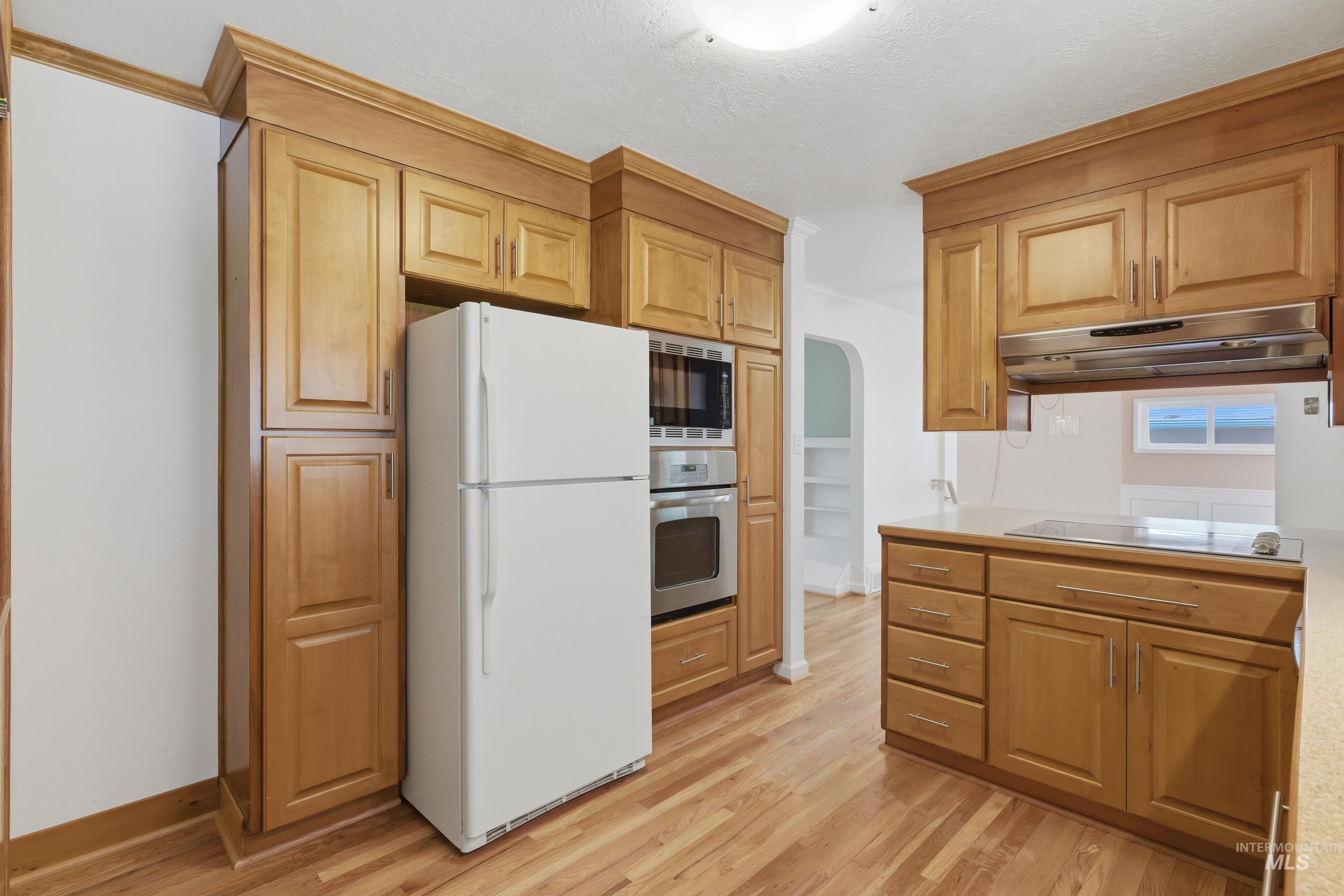 504 W Howe St, Boise, Idaho 83706-3934, 3 Bedrooms, 2 Bathrooms, Residential For Sale, Price $799,999,MLS 98990013