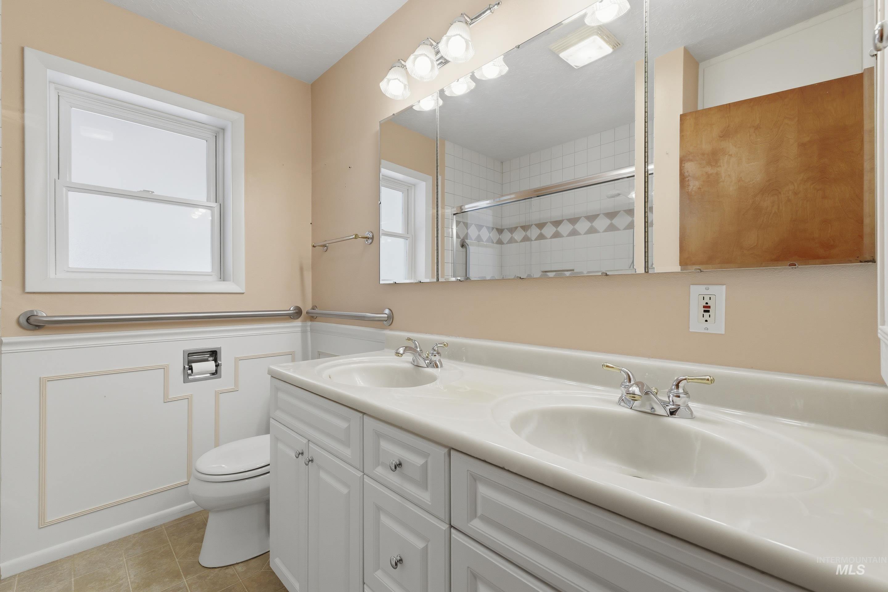 504 W Howe St, Boise, Idaho 83706-3934, 3 Bedrooms, 2 Bathrooms, Residential For Sale, Price $799,999,MLS 98990013
