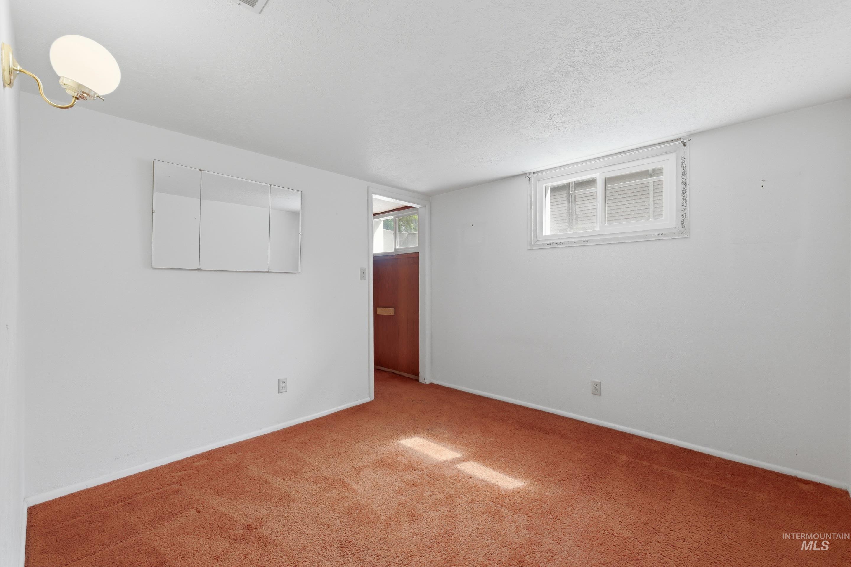 504 W Howe St, Boise, Idaho 83706-3934, 3 Bedrooms, 2 Bathrooms, Residential For Sale, Price $799,999,MLS 98990013