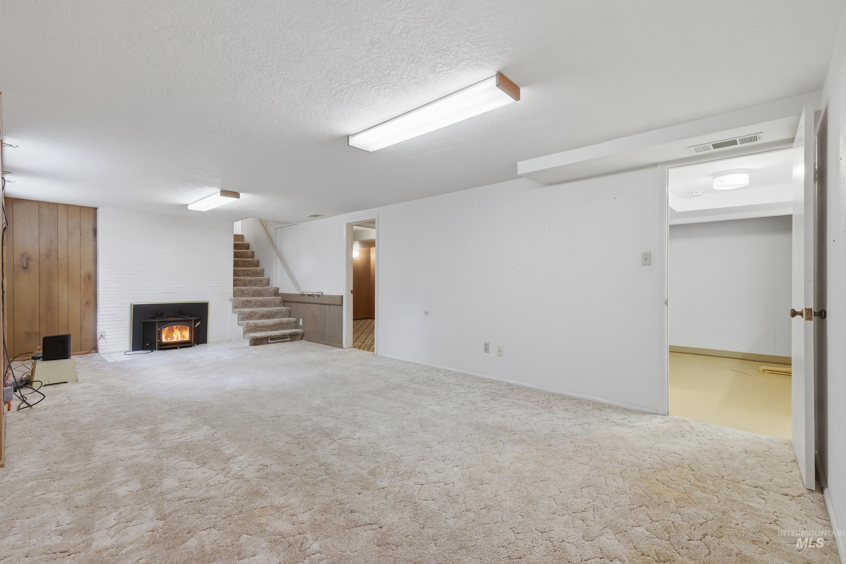 504 W Howe St, Boise, Idaho 83706-3934, 3 Bedrooms, 2 Bathrooms, Residential For Sale, Price $799,999,MLS 98990013