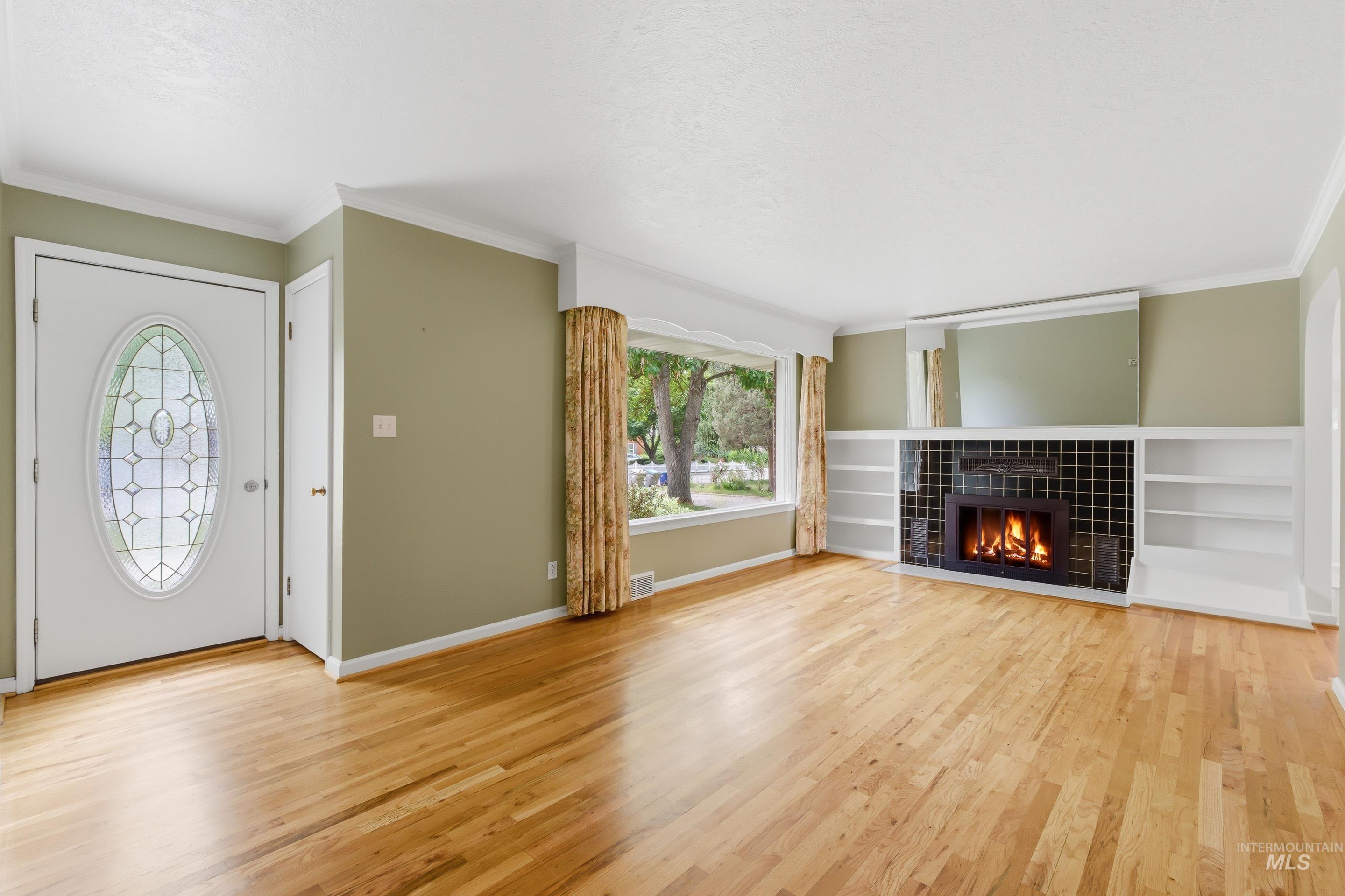 504 W Howe St, Boise, Idaho 83706-3934, 3 Bedrooms, 2 Bathrooms, Residential For Sale, Price $799,999,MLS 98990013