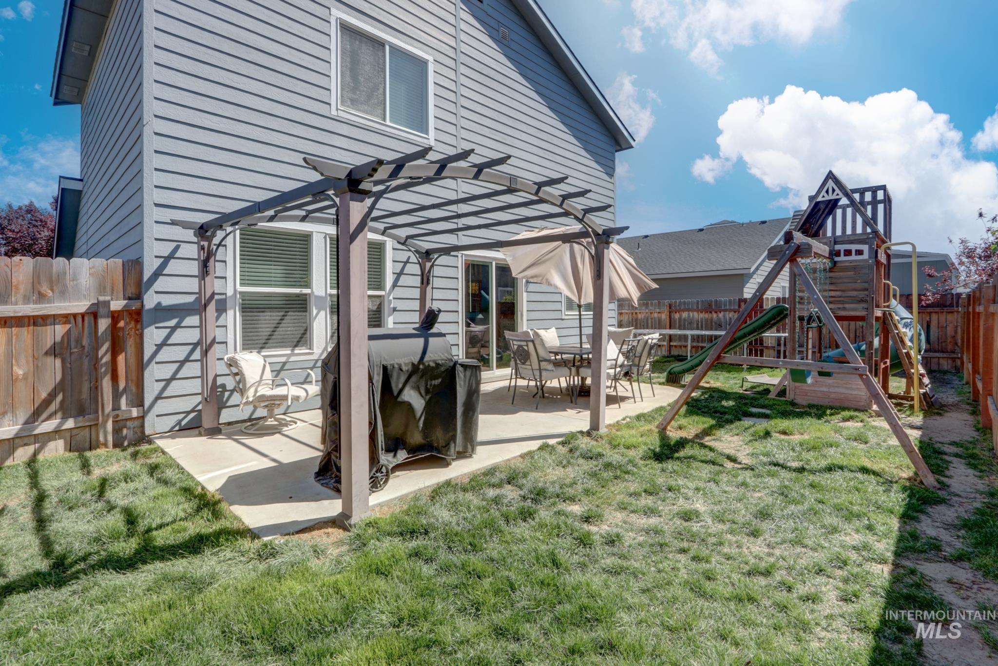 13593 Cocoa Beach Street, Caldwell, Idaho 83607, 3 Bedrooms, 2.5 Bathrooms, Residential For Sale, Price $374,900,MLS 98990025