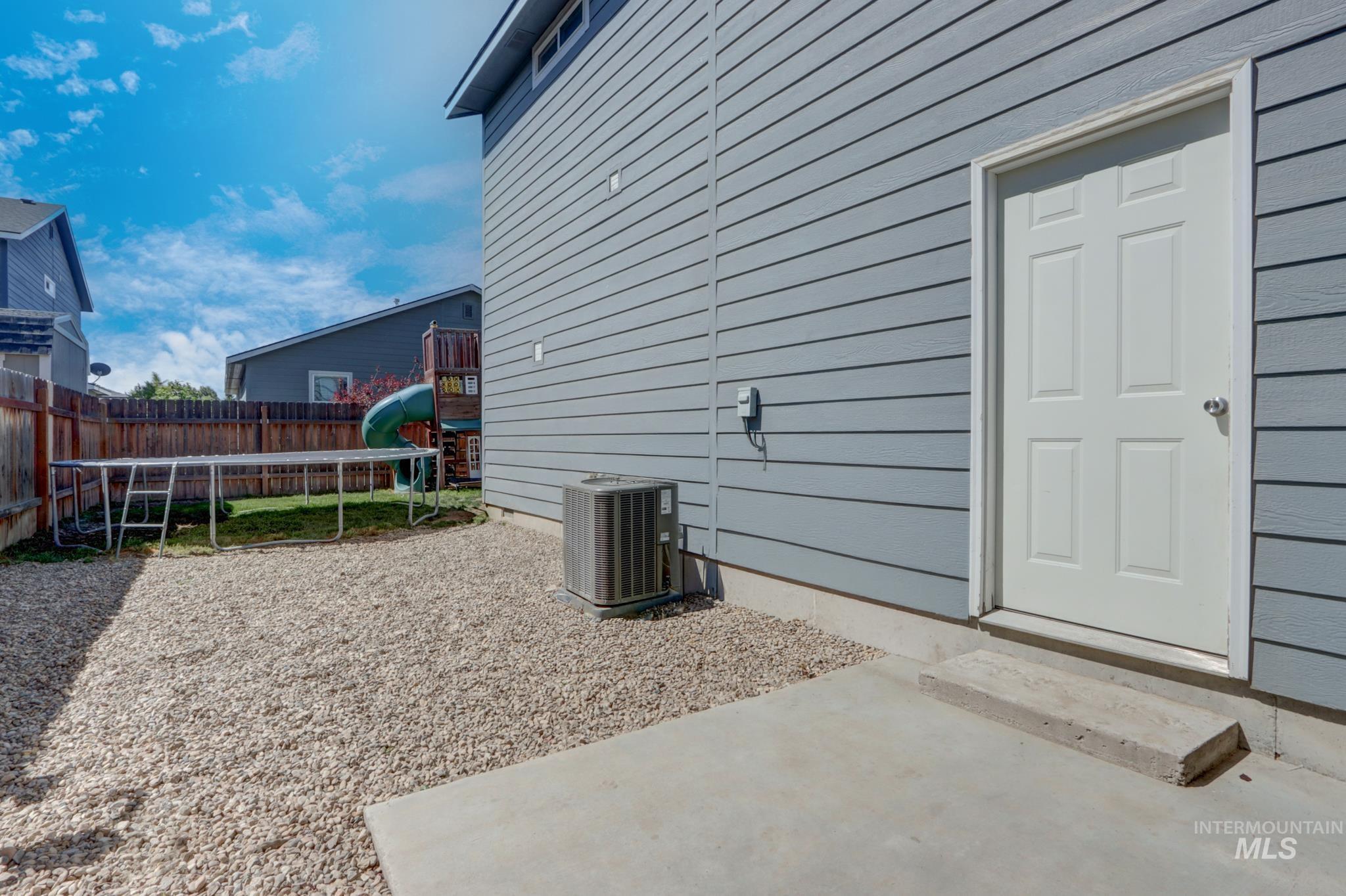 13593 Cocoa Beach Street, Caldwell, Idaho 83607, 3 Bedrooms, 2.5 Bathrooms, Residential For Sale, Price $374,900,MLS 98990025
