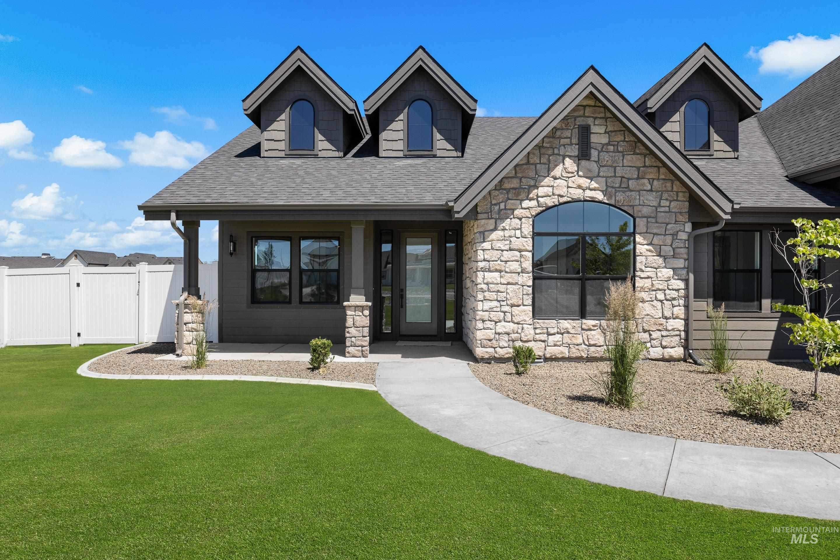15300 Rhodes Ct, Caldwell, Idaho 83607, 4 Bedrooms, 2.5 Bathrooms, Residential For Sale, Price $1,095,000,MLS 98990027
