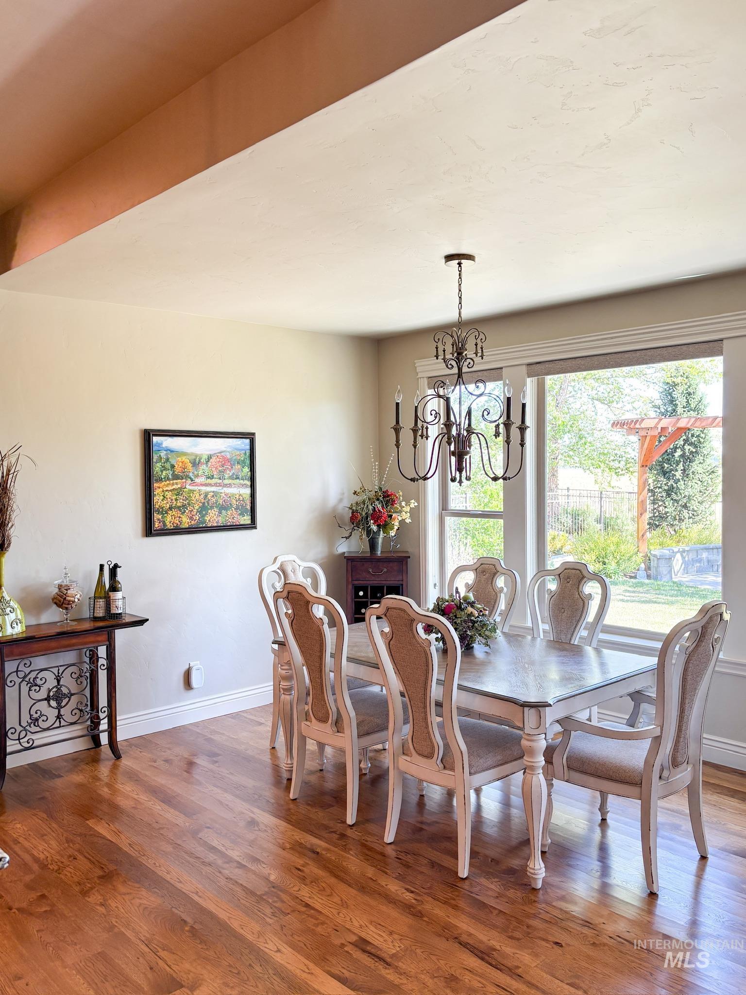 4535 W Braveheart St., Eagle, Idaho 83616-6778, 4 Bedrooms, 3.5 Bathrooms, Residential For Sale, Price $899,900,MLS 98990028