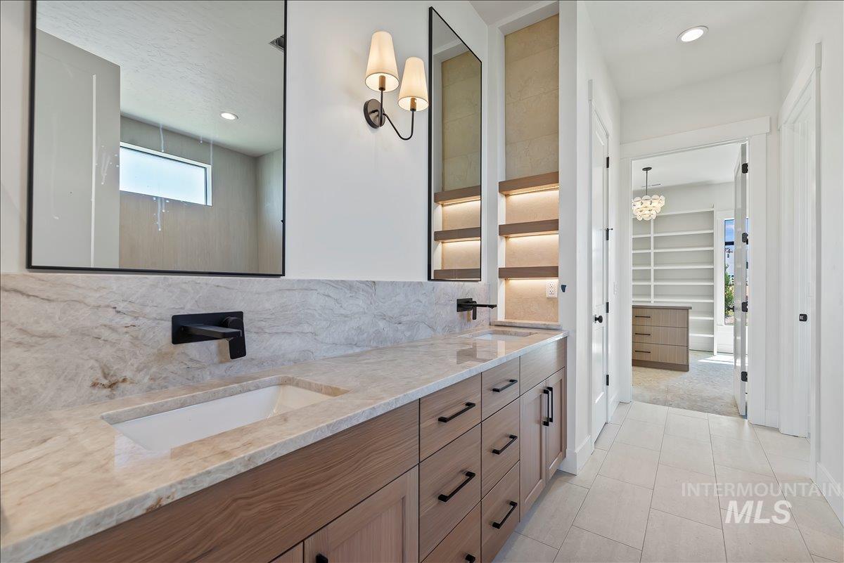 16908 Long Meadow Drive, Caldwell, Idaho 83607, 4 Bedrooms, 3 Bathrooms, Residential For Sale, Price $1,500,000,MLS 98990029