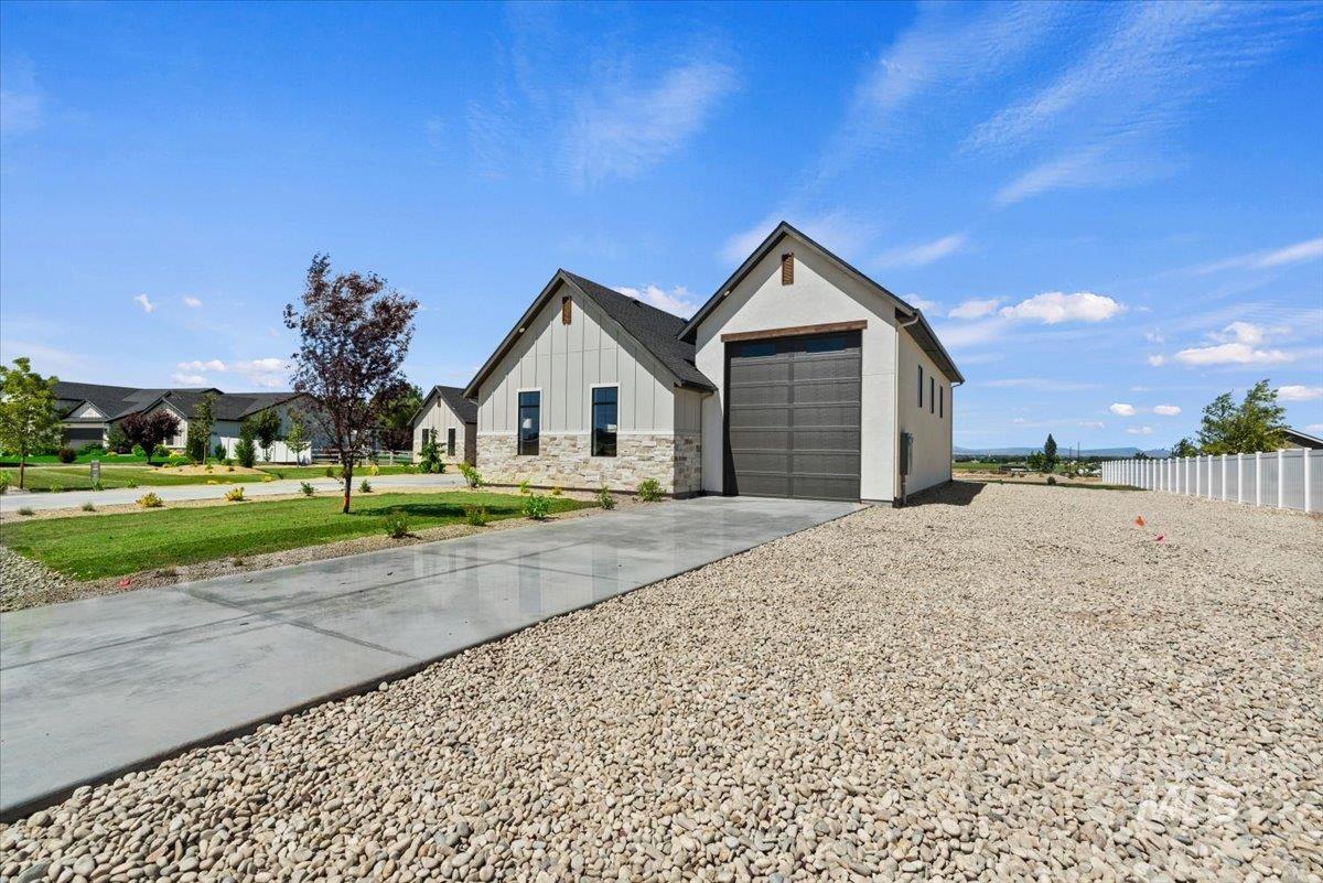 16908 Long Meadow Drive, Caldwell, Idaho 83607, 4 Bedrooms, 3 Bathrooms, Residential For Sale, Price $1,500,000,MLS 98990029