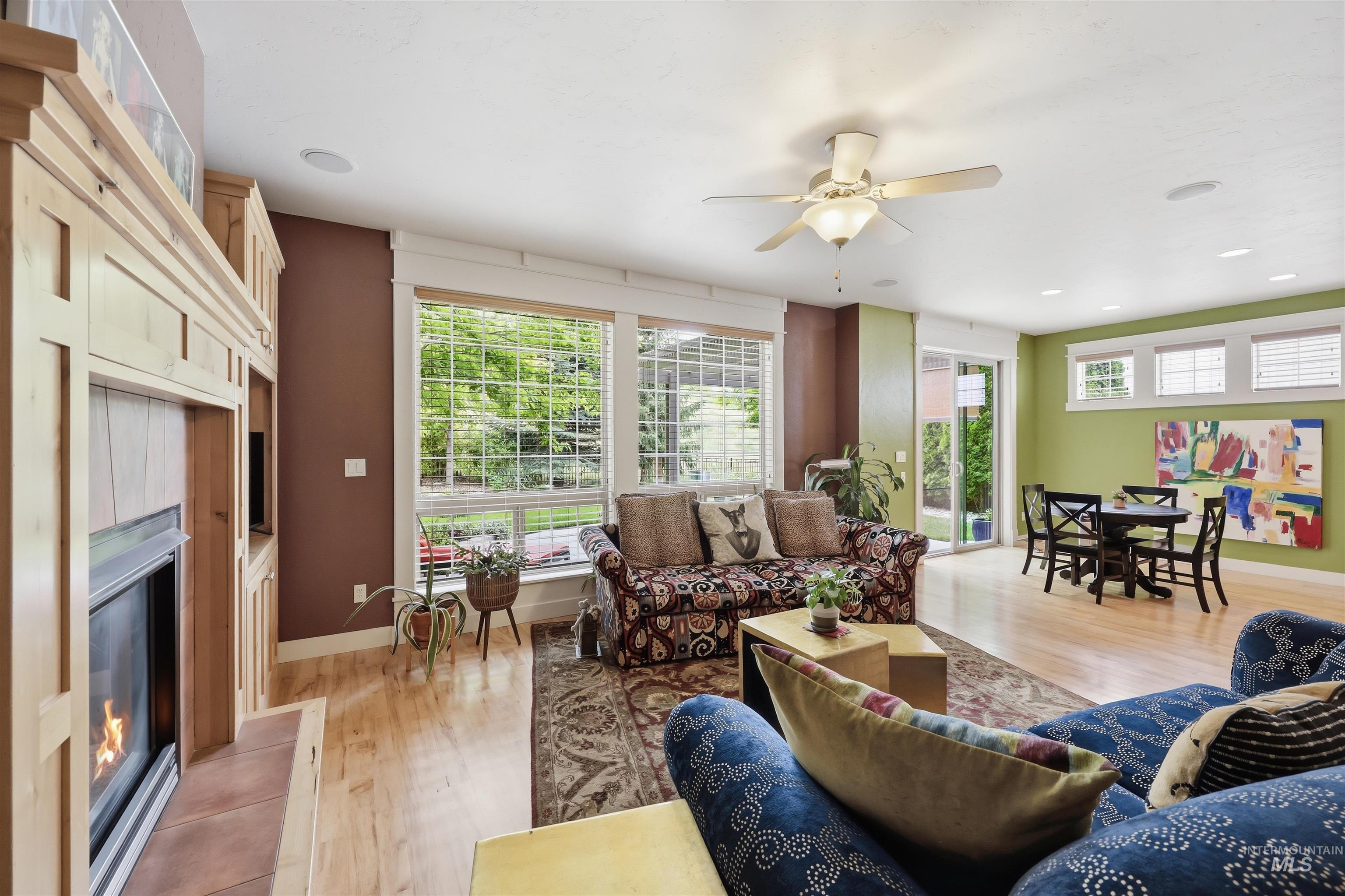 4695 W Farm View Dr., Boise, Idaho 83714, 4 Bedrooms, 2.5 Bathrooms, Residential For Sale, Price $754,000,MLS 98990031