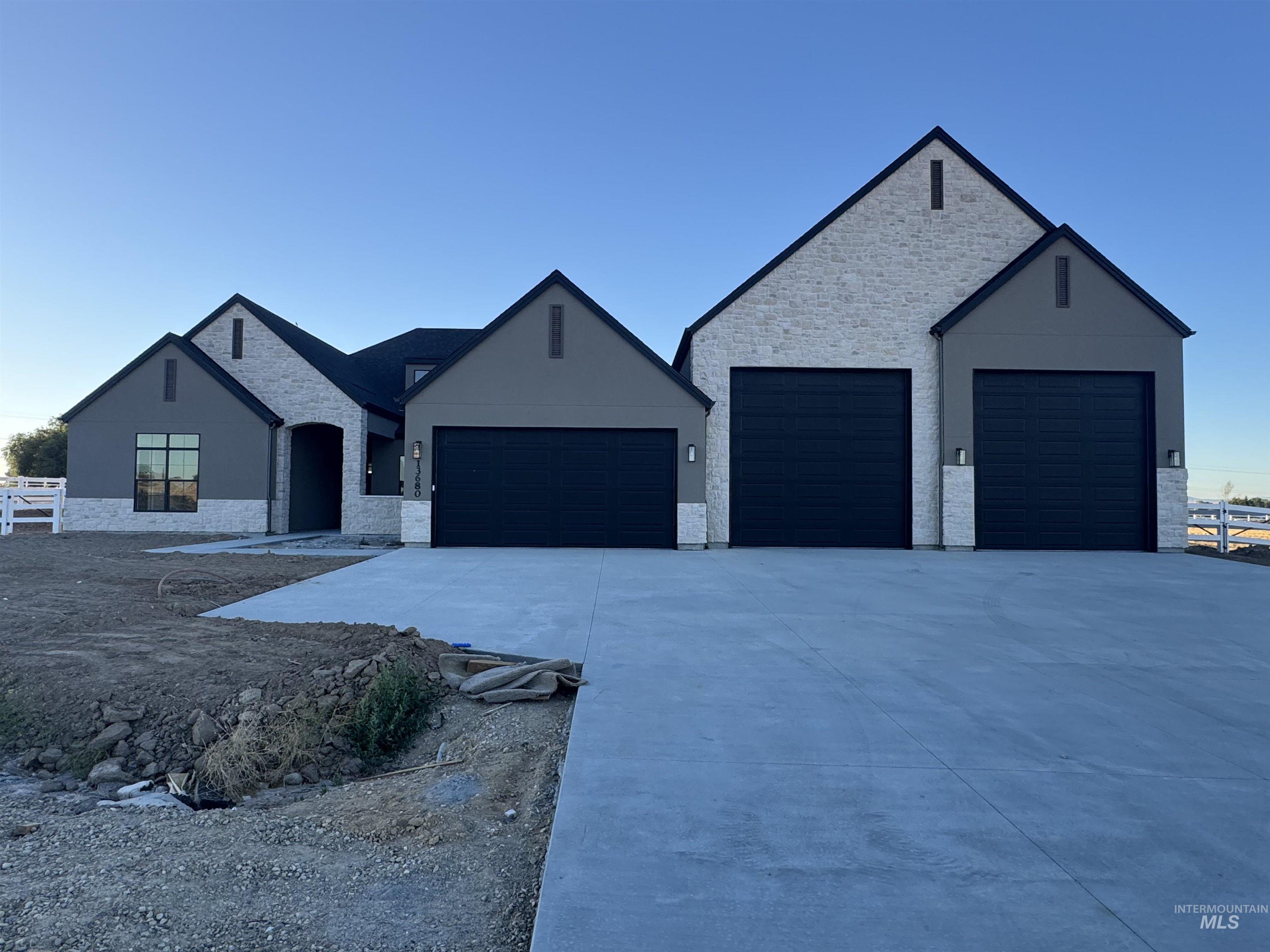 13680 Rural Ridge St, Caldwell, Idaho 83607, 3 Bedrooms, 3.5 Bathrooms, Residential For Sale, Price $1,299,900, 98990032