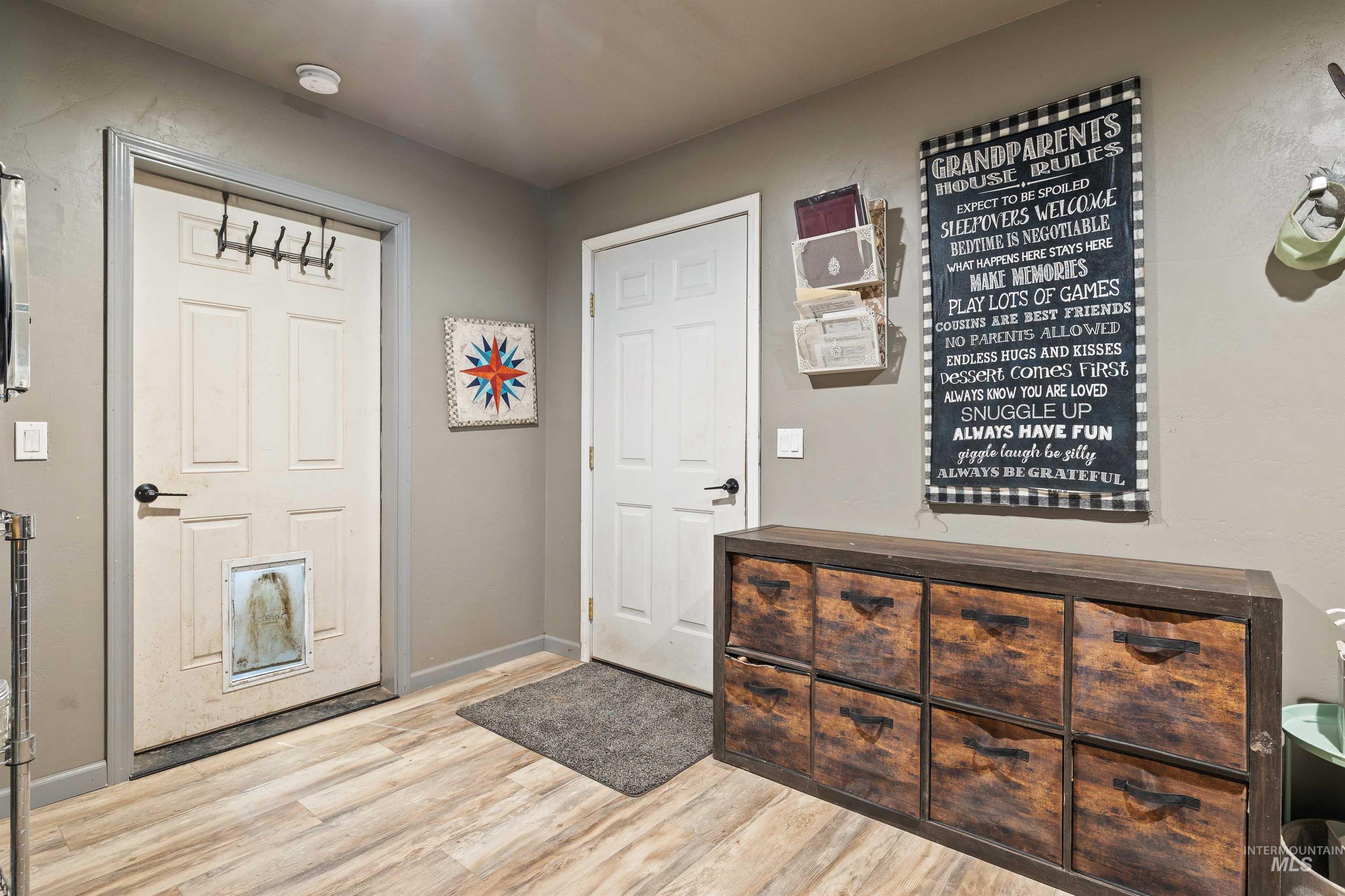 1250 E 963 N, Richfield, Idaho 83330, 2 Bedrooms, 1 Bathroom, Residential For Sale, Price $1,049,000,MLS 98990033