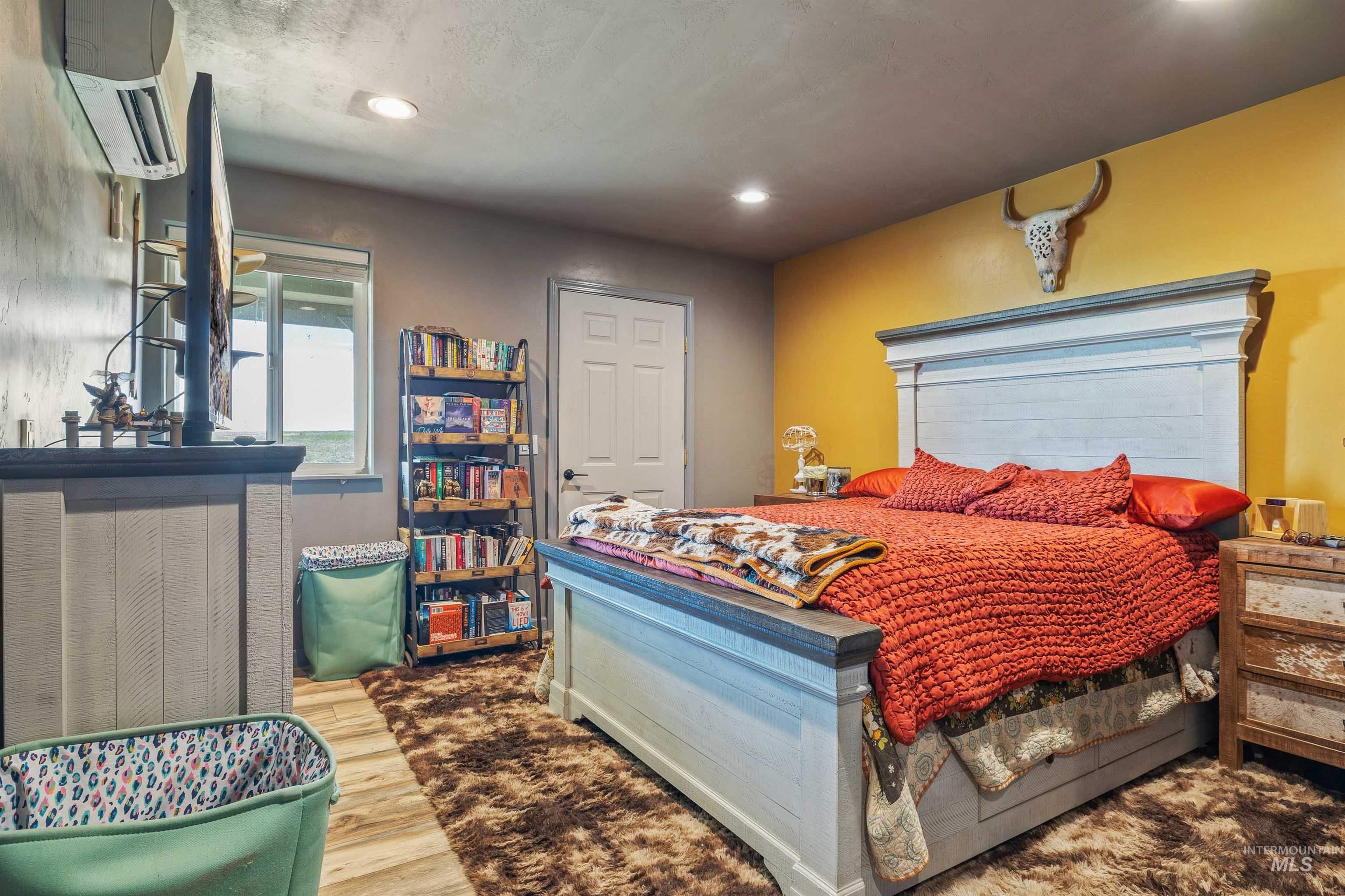 1250 E 963 N, Richfield, Idaho 83330, 2 Bedrooms, 1 Bathroom, Residential For Sale, Price $1,049,000,MLS 98990033