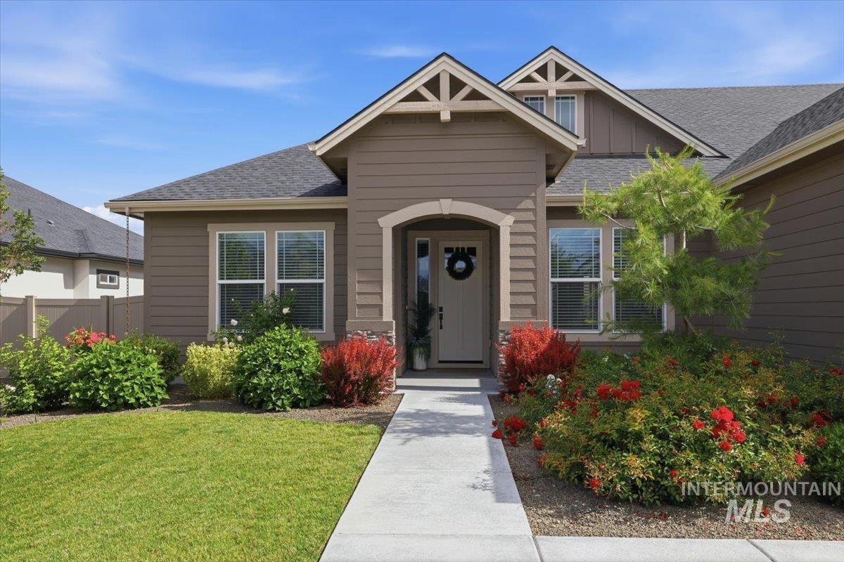 8922 E Lavender Dr, Nampa, Idaho 83687, 3 Bedrooms, 3 Bathrooms, Residential For Sale, Price $739,000, 98990037