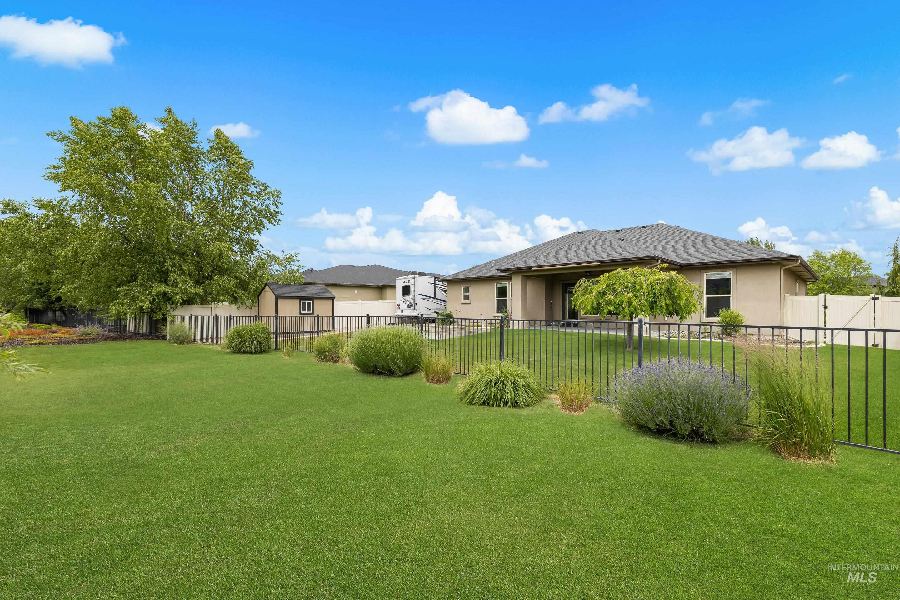 1031 N Mira Way, Star, Idaho 83669-5977, 3 Bedrooms, 2 Bathrooms, Residential For Sale, Price $549,900, 98990040