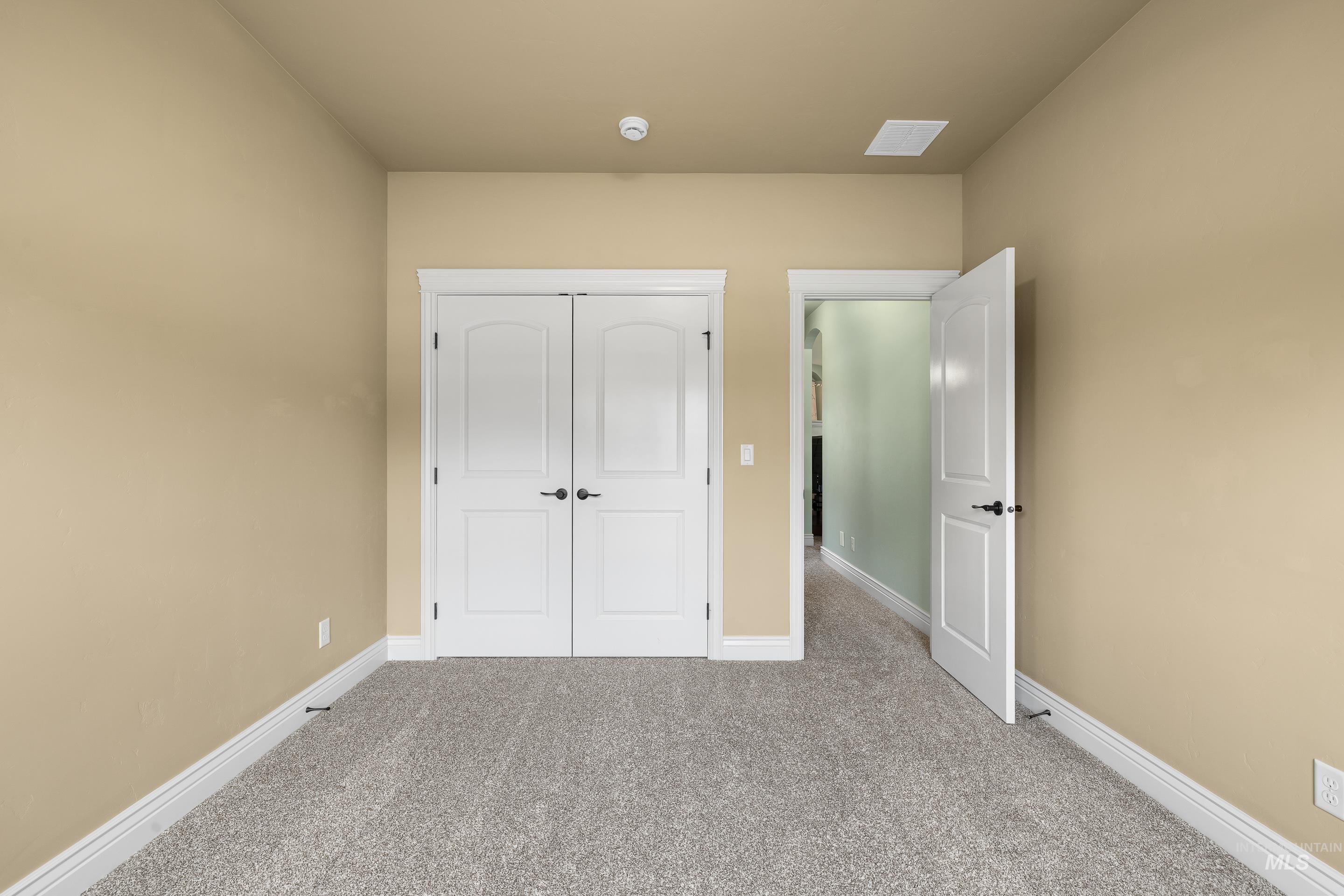 1031 N Mira Way, Star, Idaho 83669-5977, 3 Bedrooms, 2 Bathrooms, Residential For Sale, Price $549,900, 98990040
