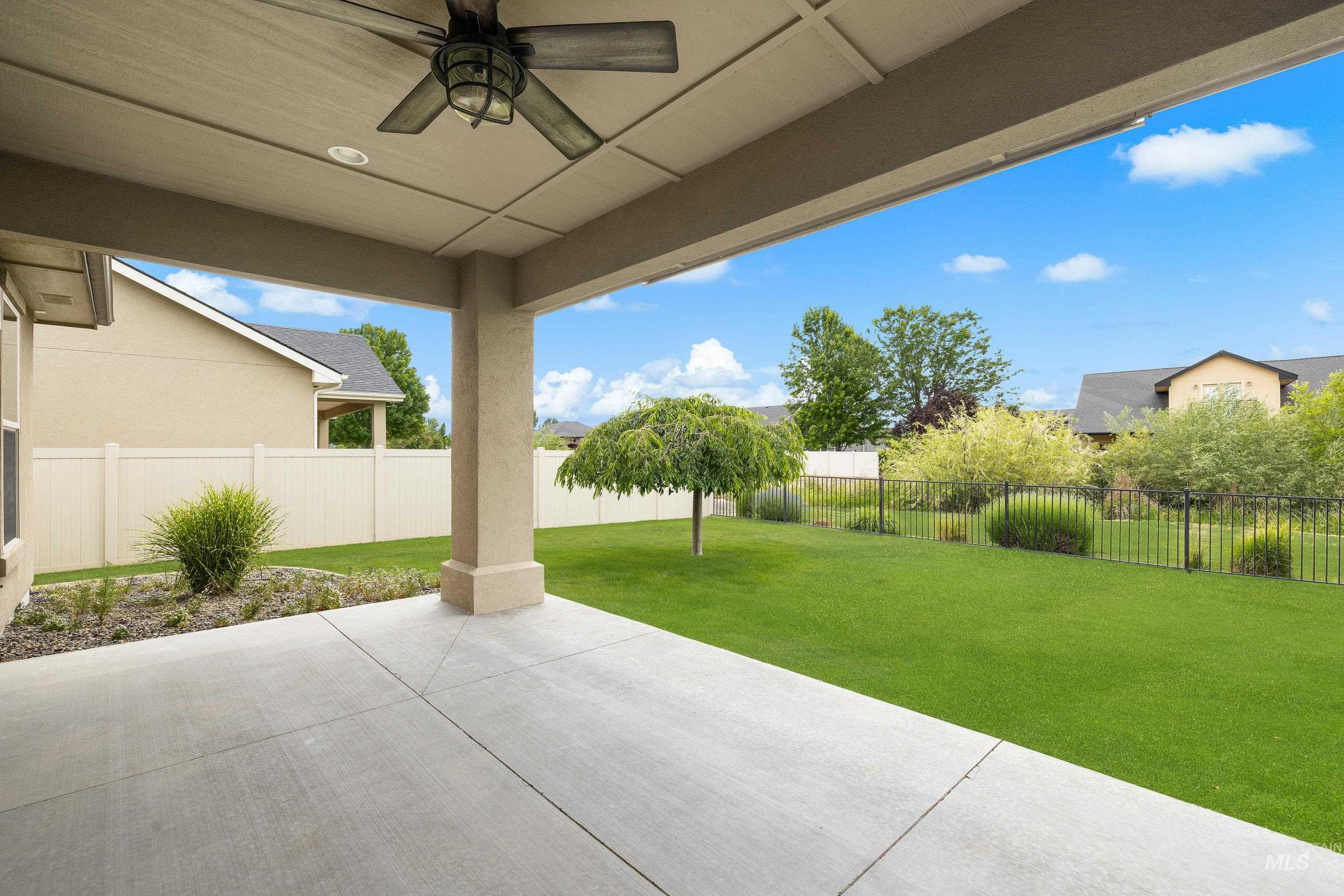 1031 N Mira Way, Star, Idaho 83669-5977, 3 Bedrooms, 2 Bathrooms, Residential For Sale, Price $549,900, 98990040
