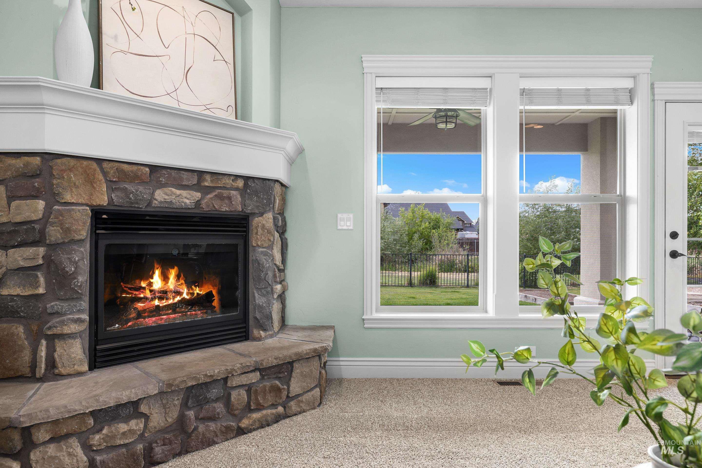 1031 N Mira Way, Star, Idaho 83669-5977, 3 Bedrooms, 2 Bathrooms, Residential For Sale, Price $549,900, 98990040