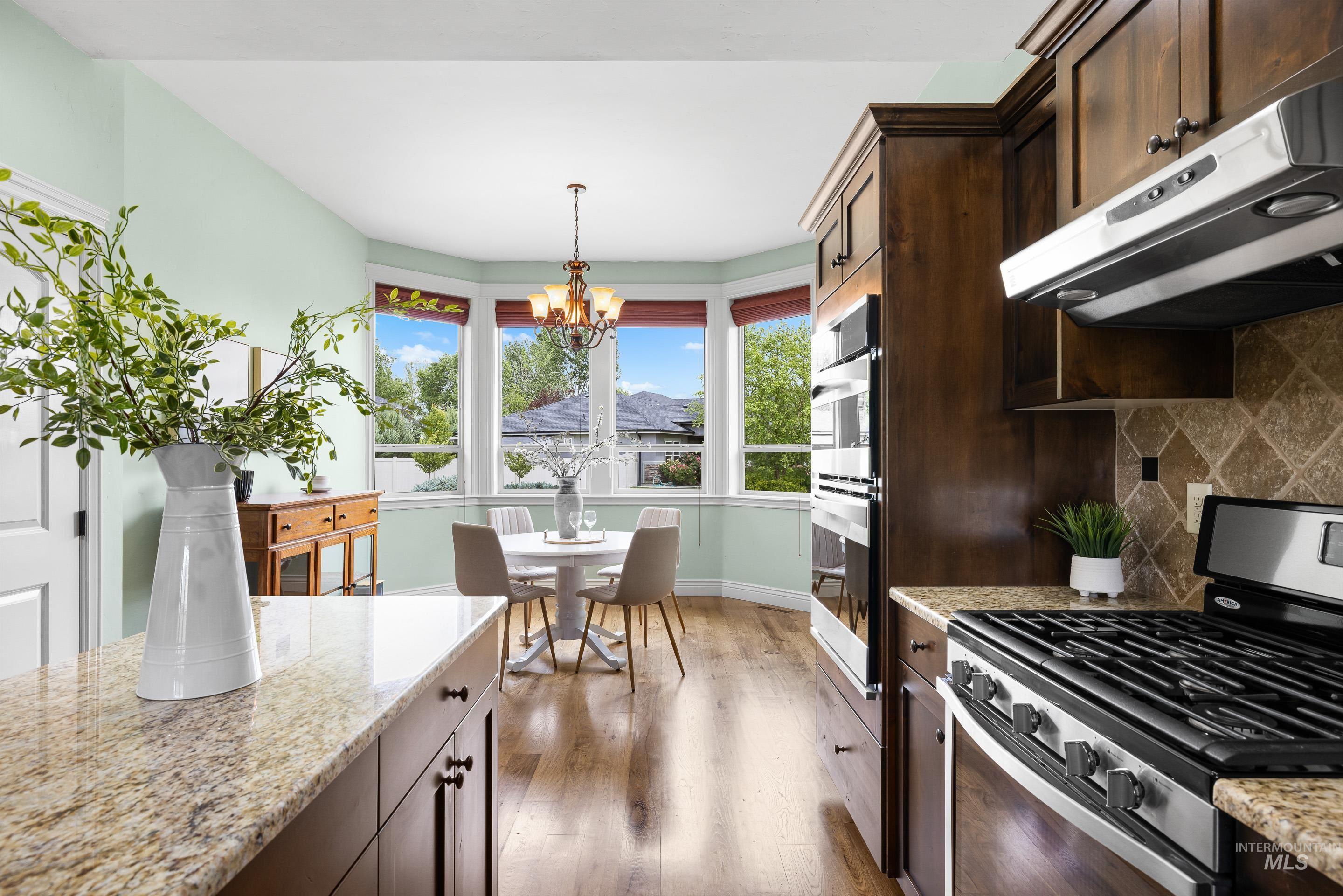 1031 N Mira Way, Star, Idaho 83669-5977, 3 Bedrooms, 2 Bathrooms, Residential For Sale, Price $549,900, 98990040