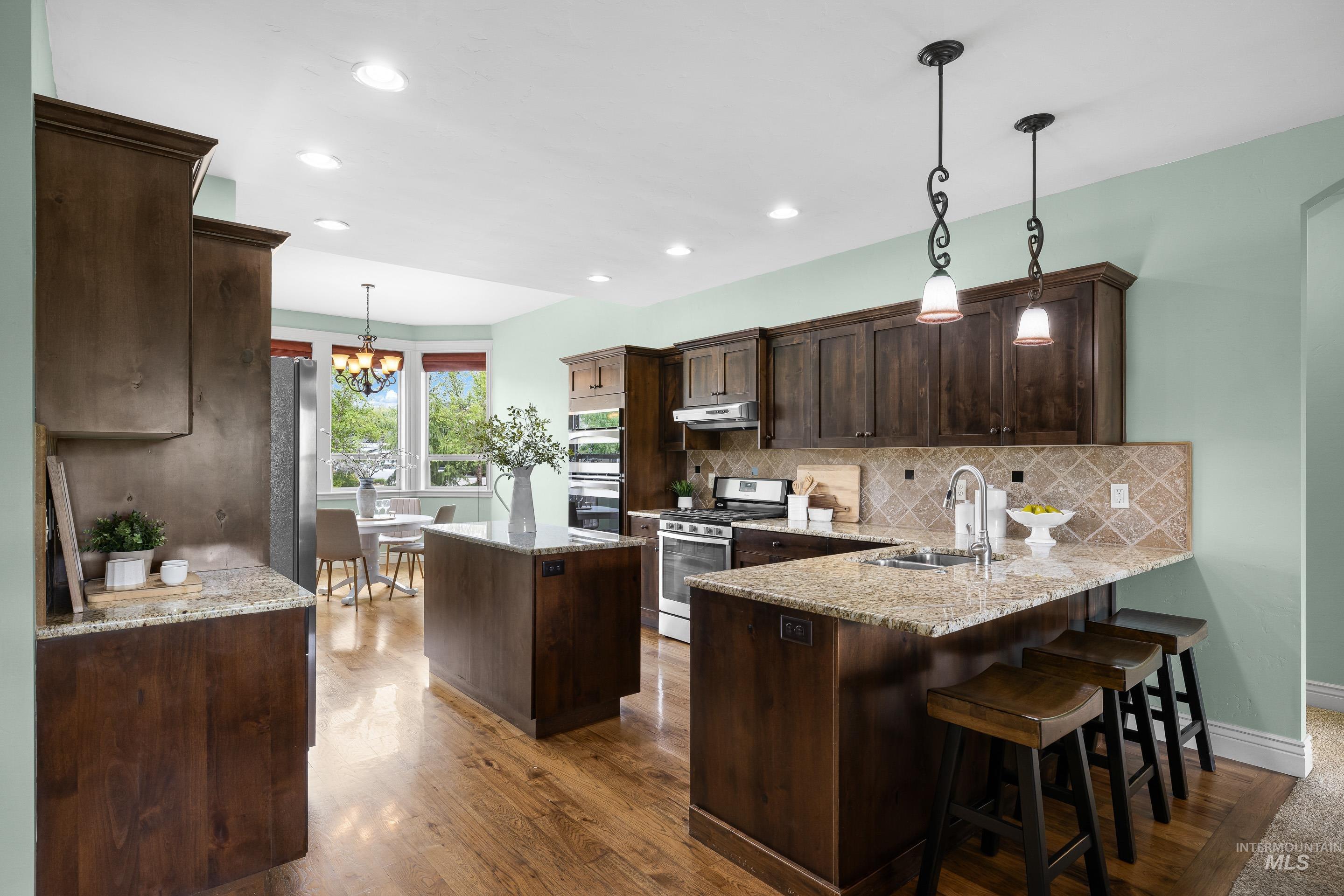 1031 N Mira Way, Star, Idaho 83669-5977, 3 Bedrooms, 2 Bathrooms, Residential For Sale, Price $549,900, 98990040