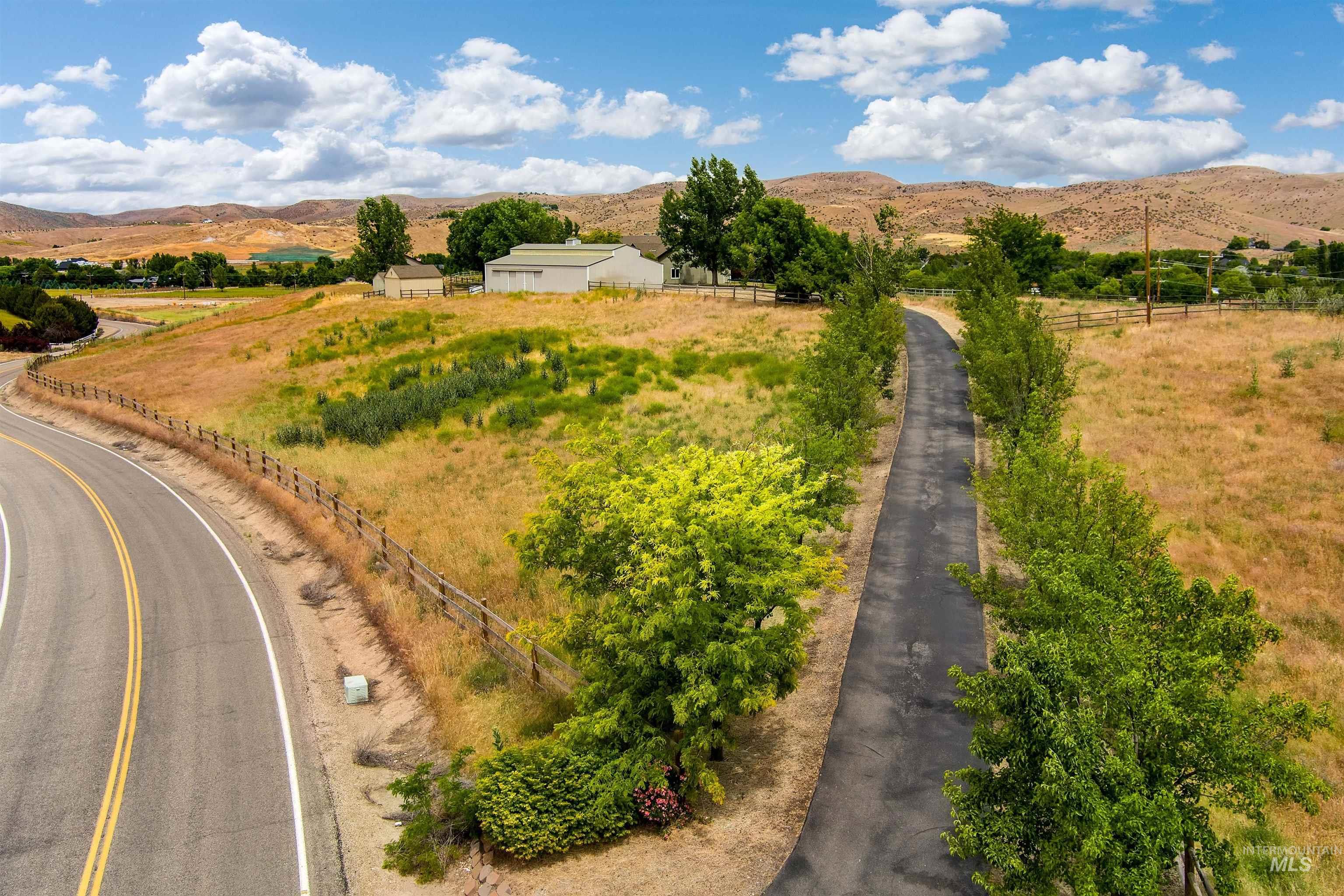 13600 N Seaman Gulch Rd, Boise, Idaho 83714, 3 Bedrooms, 2 Bathrooms, Residential For Sale, Price $1,590,000,MLS 98990041