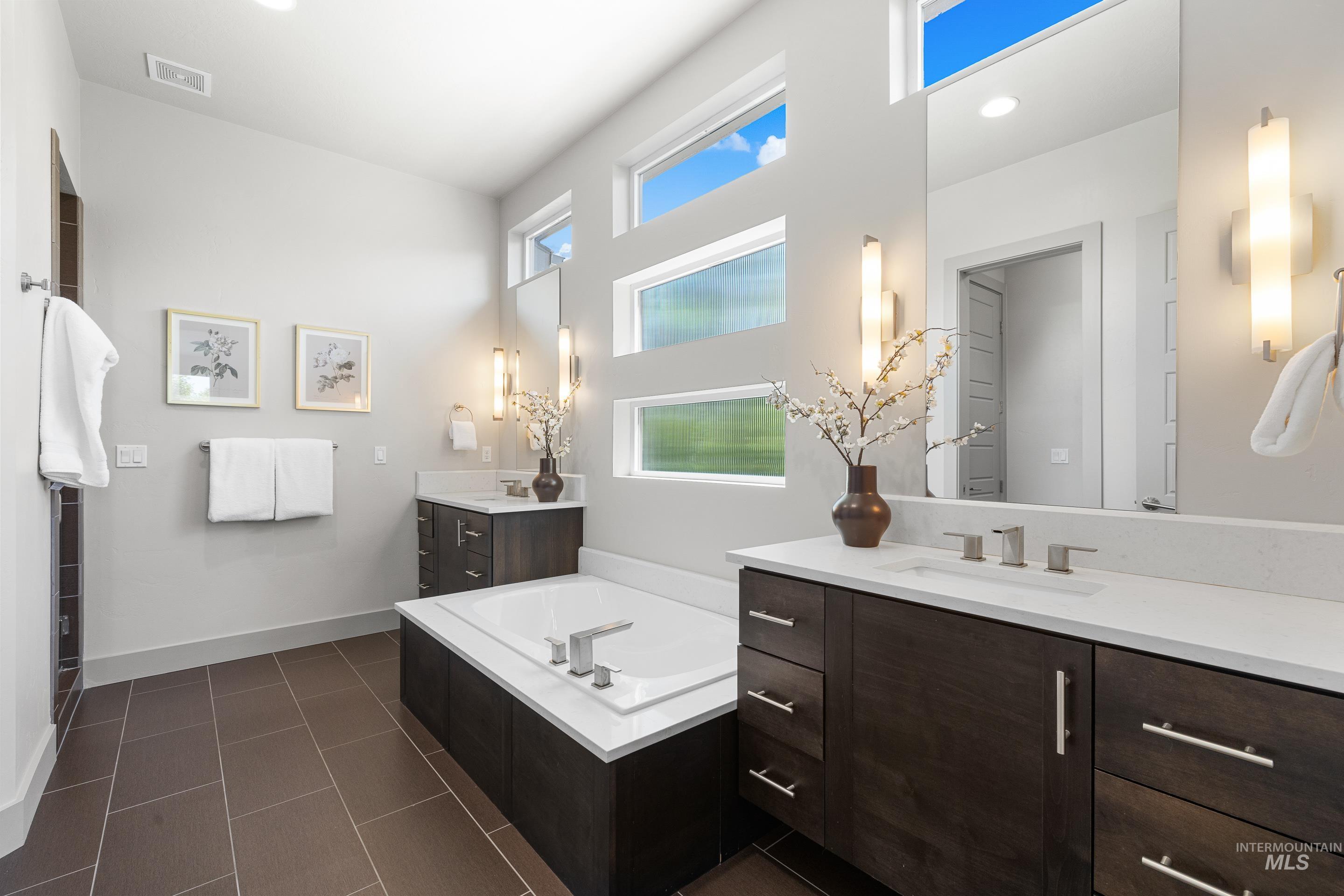 2834 S Trailwood Way, Boise, Idaho 83716-5742, 3 Bedrooms, 2.5 Bathrooms, Residential For Sale, Price $824,900, 98990042