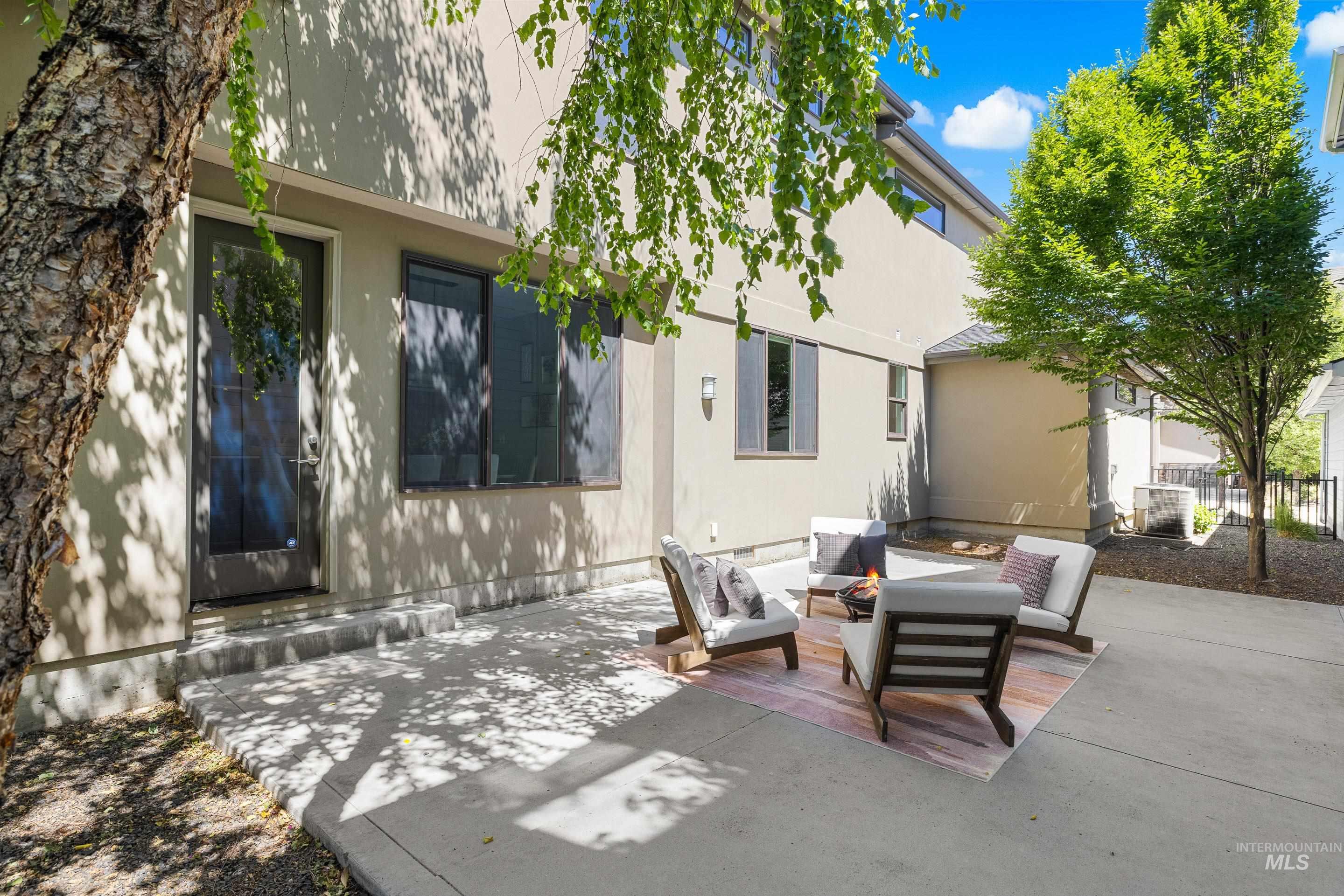 2834 S Trailwood Way, Boise, Idaho 83716-5742, 3 Bedrooms, 2.5 Bathrooms, Residential For Sale, Price $824,900, 98990042