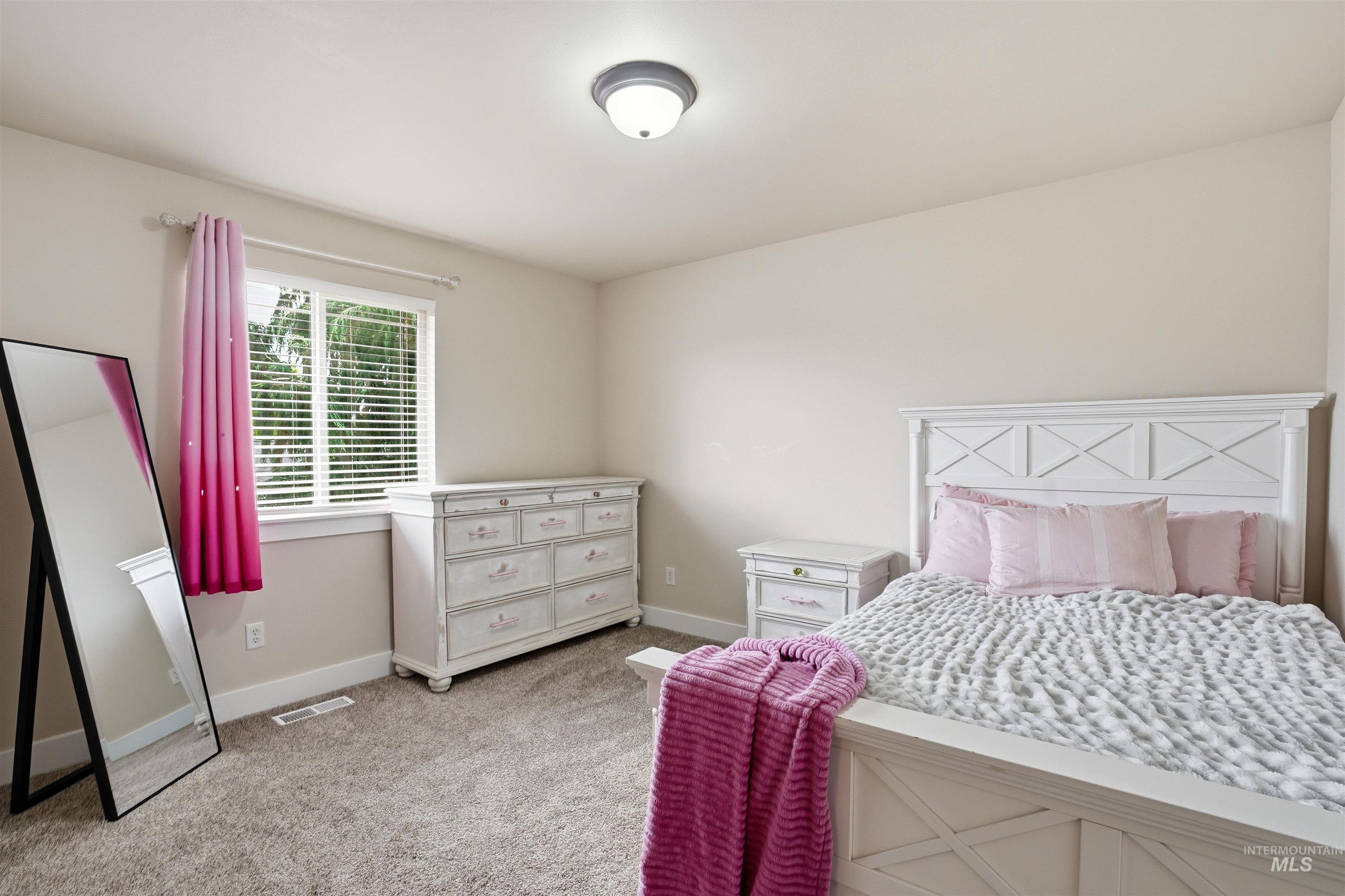 4457 S Silverpine Ave, Boise, Idaho 83709, 4 Bedrooms, 2.5 Bathrooms, Residential For Sale, Price $600,000, 98990043