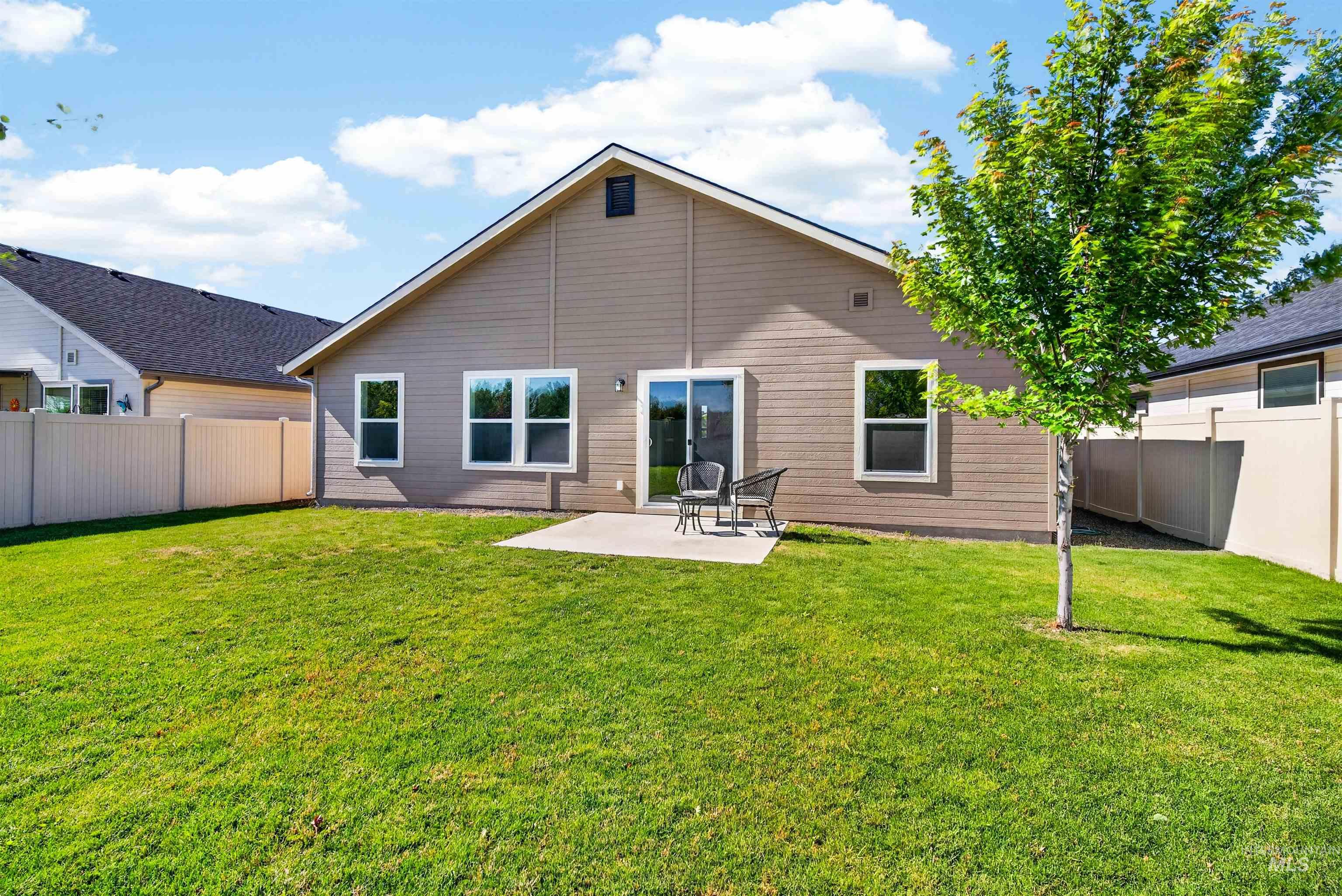 12627 Dimarie Ct, Caldwell, Idaho 83607, 3 Bedrooms, 2 Bathrooms, Residential For Sale, Price $365,000, 98990045