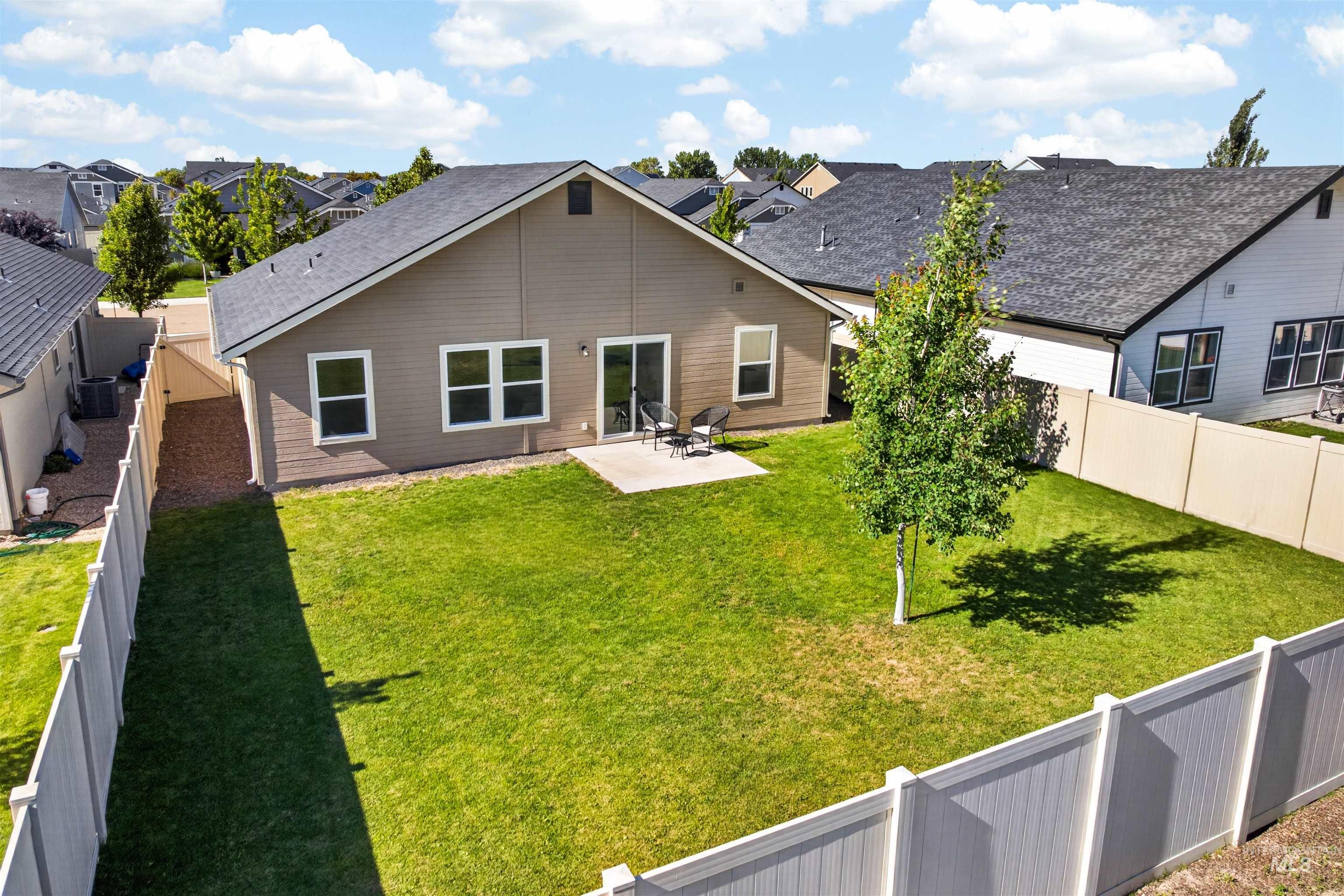 12627 Dimarie Ct, Caldwell, Idaho 83607, 3 Bedrooms, 2 Bathrooms, Residential For Sale, Price $365,000, 98990045