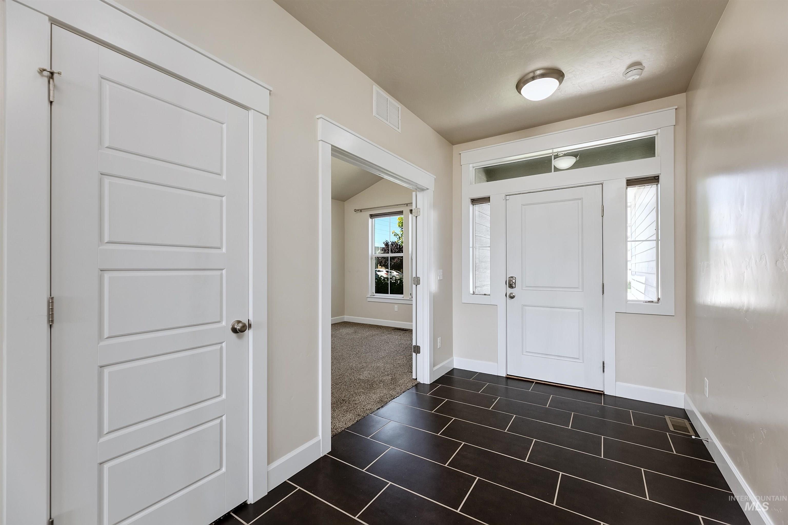 4896 N Starry Night Ave., Meridian, Idaho 83646, 4 Bedrooms, 2 Bathrooms, Residential For Sale, Price $569,900, 98990046