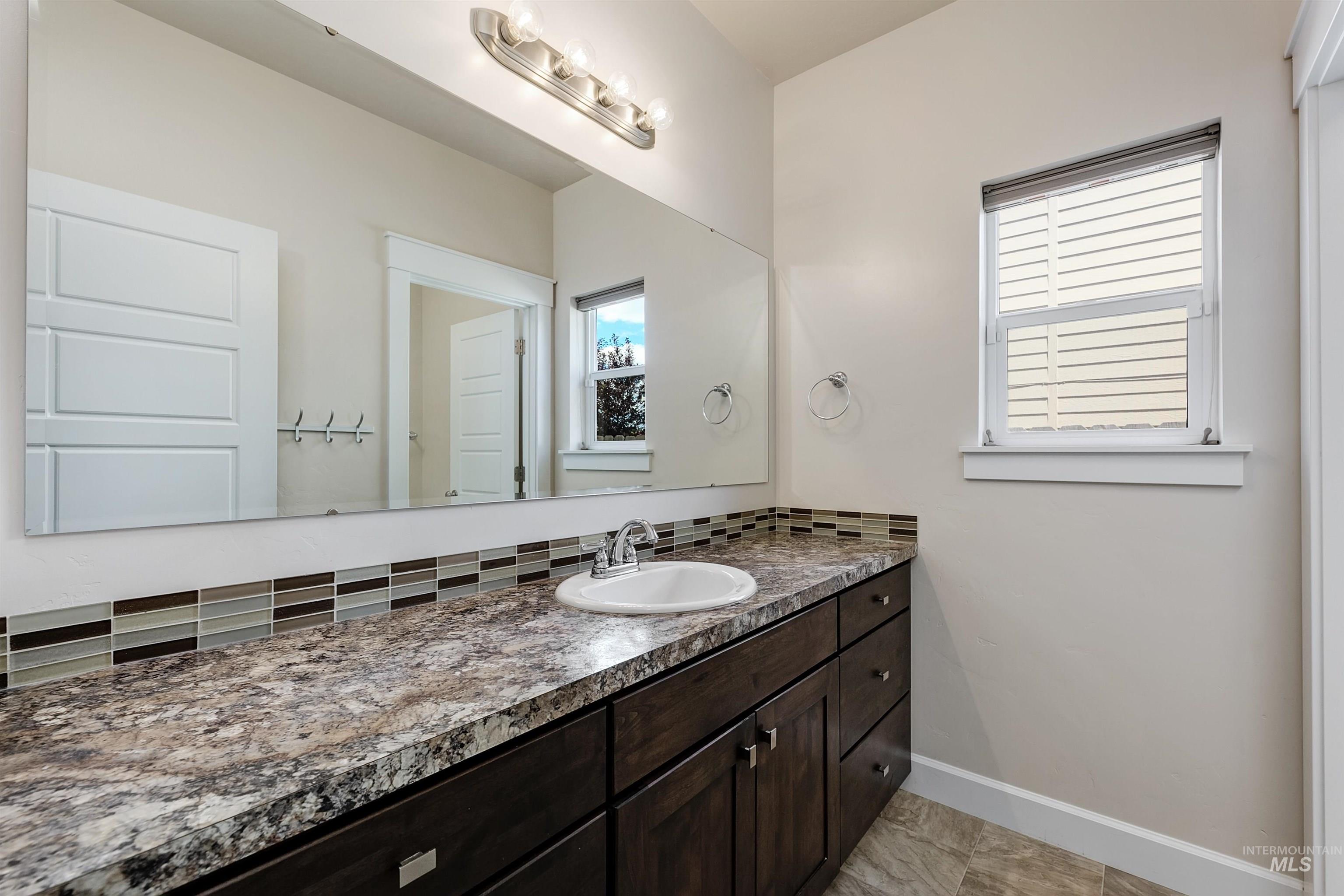 4896 N Starry Night Ave., Meridian, Idaho 83646, 4 Bedrooms, 2 Bathrooms, Residential For Sale, Price $569,900, 98990046