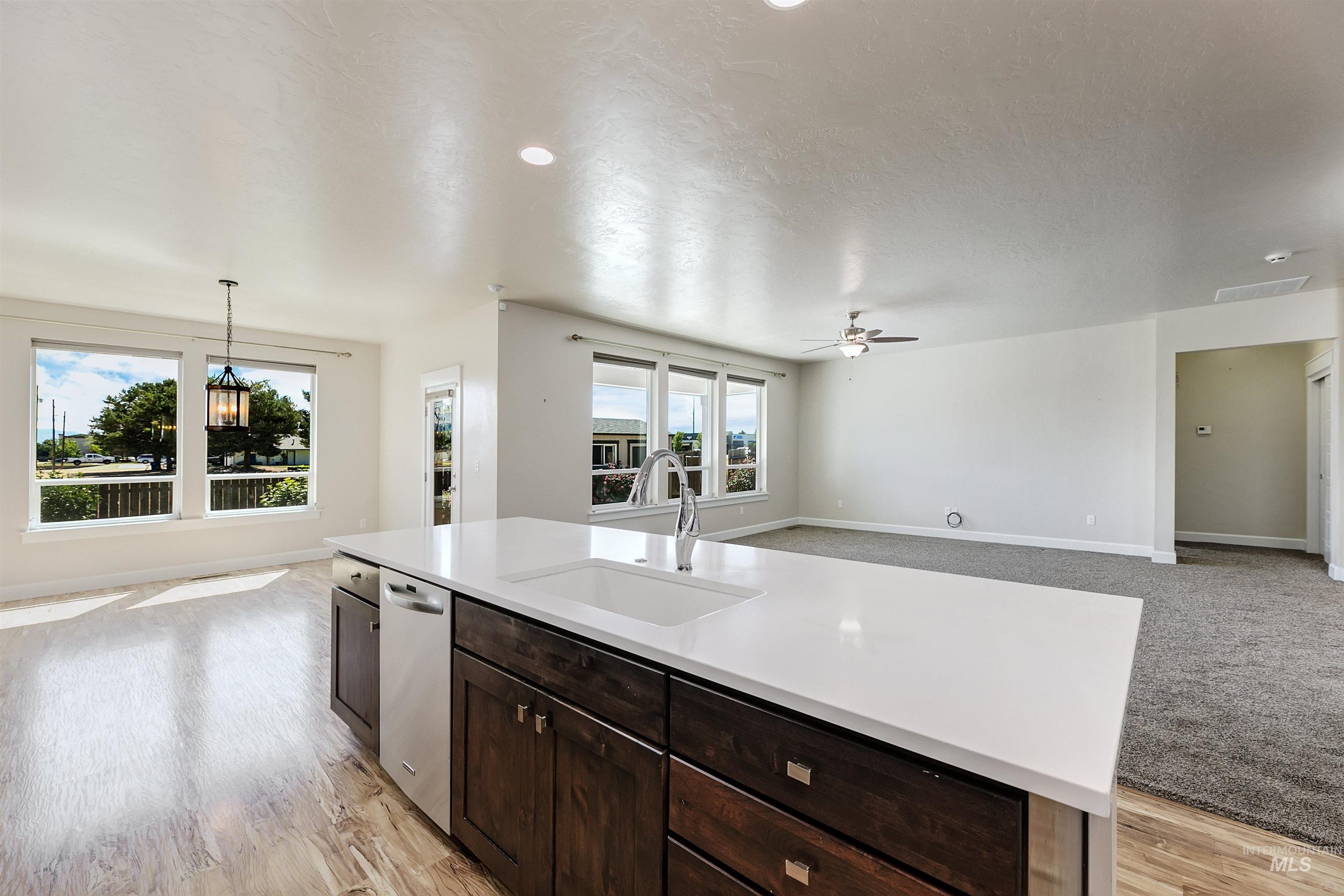 4896 N Starry Night Ave., Meridian, Idaho 83646, 4 Bedrooms, 2 Bathrooms, Residential For Sale, Price $569,900, 98990046