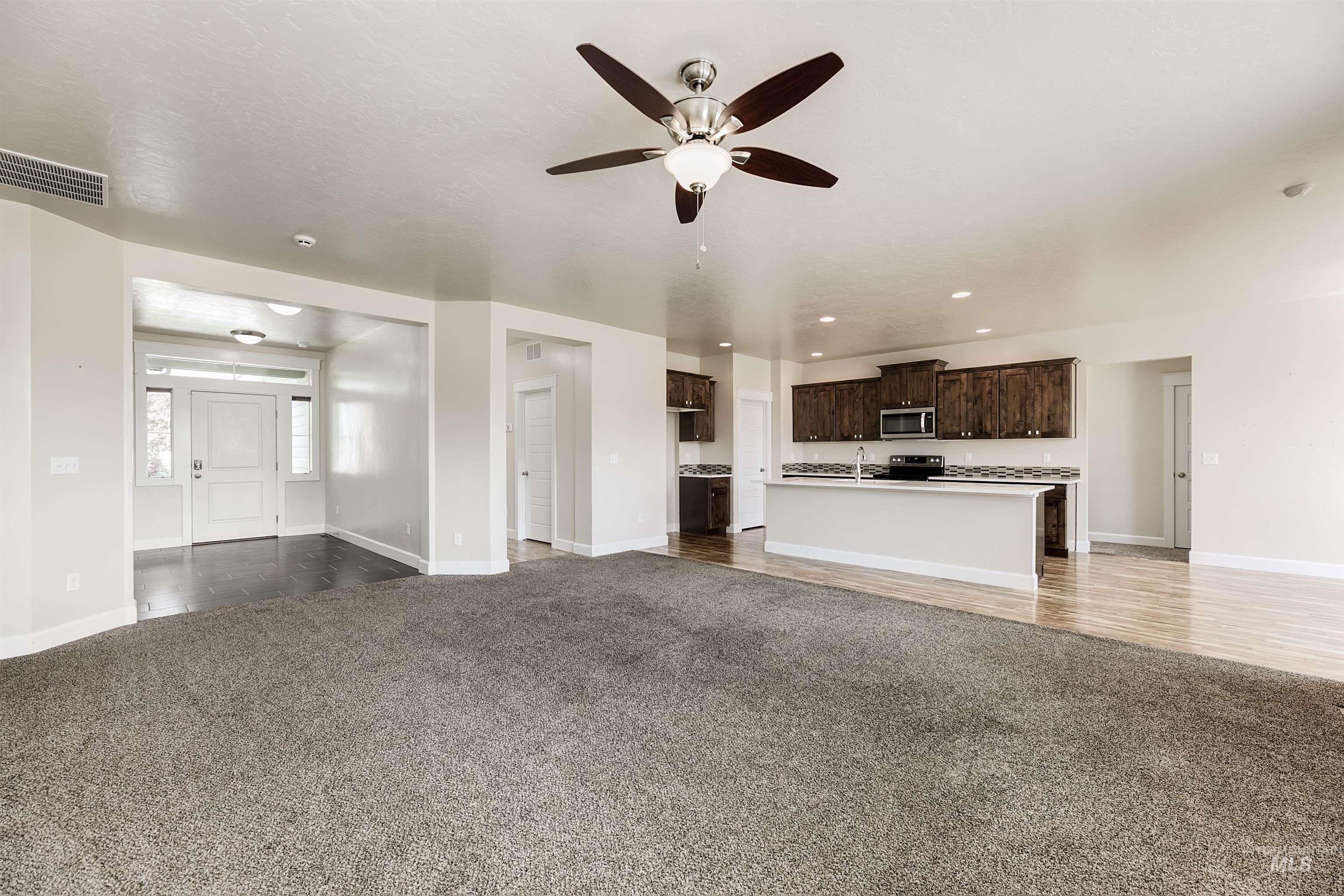 4896 N Starry Night Ave., Meridian, Idaho 83646, 4 Bedrooms, 2 Bathrooms, Residential For Sale, Price $569,900, 98990046