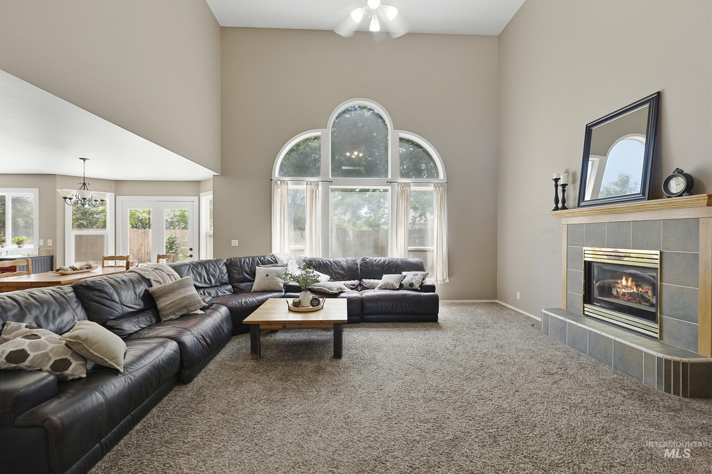 10665 W Gloxinia St, Star, Idaho 83669, 4 Bedrooms, 2.5 Bathrooms, Residential For Sale, Price $489,900, 98990047