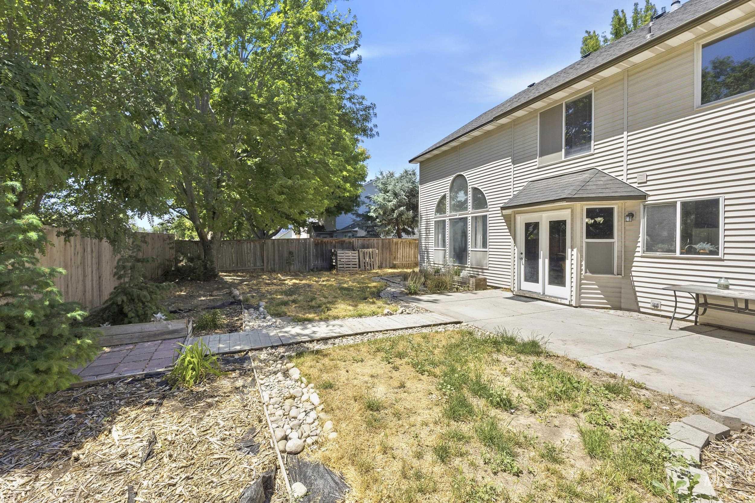 10665 W Gloxinia St, Star, Idaho 83669, 4 Bedrooms, 2.5 Bathrooms, Residential For Sale, Price $489,900, 98990047