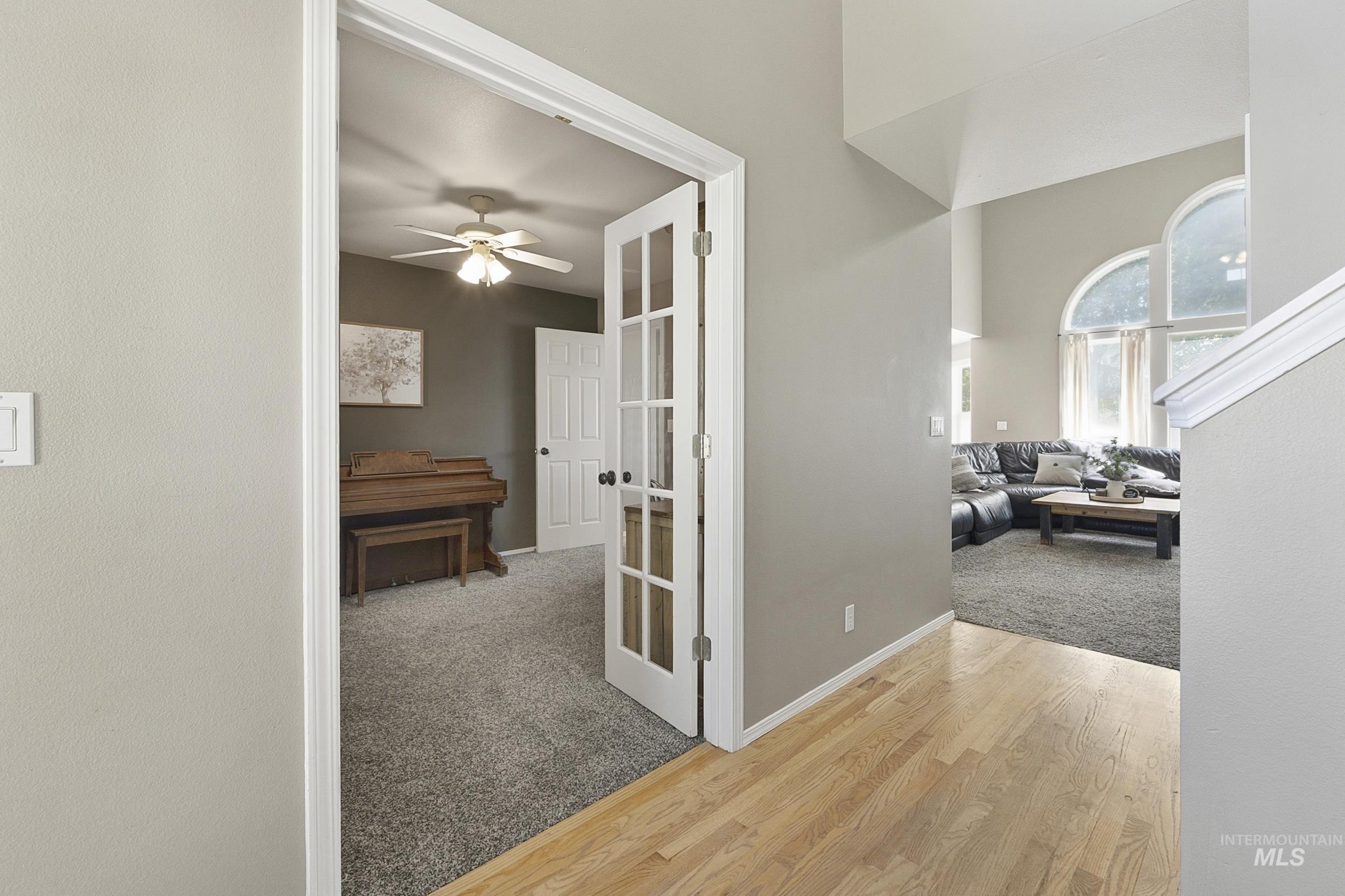 10665 W Gloxinia St, Star, Idaho 83669, 4 Bedrooms, 2.5 Bathrooms, Residential For Sale, Price $489,900, 98990047