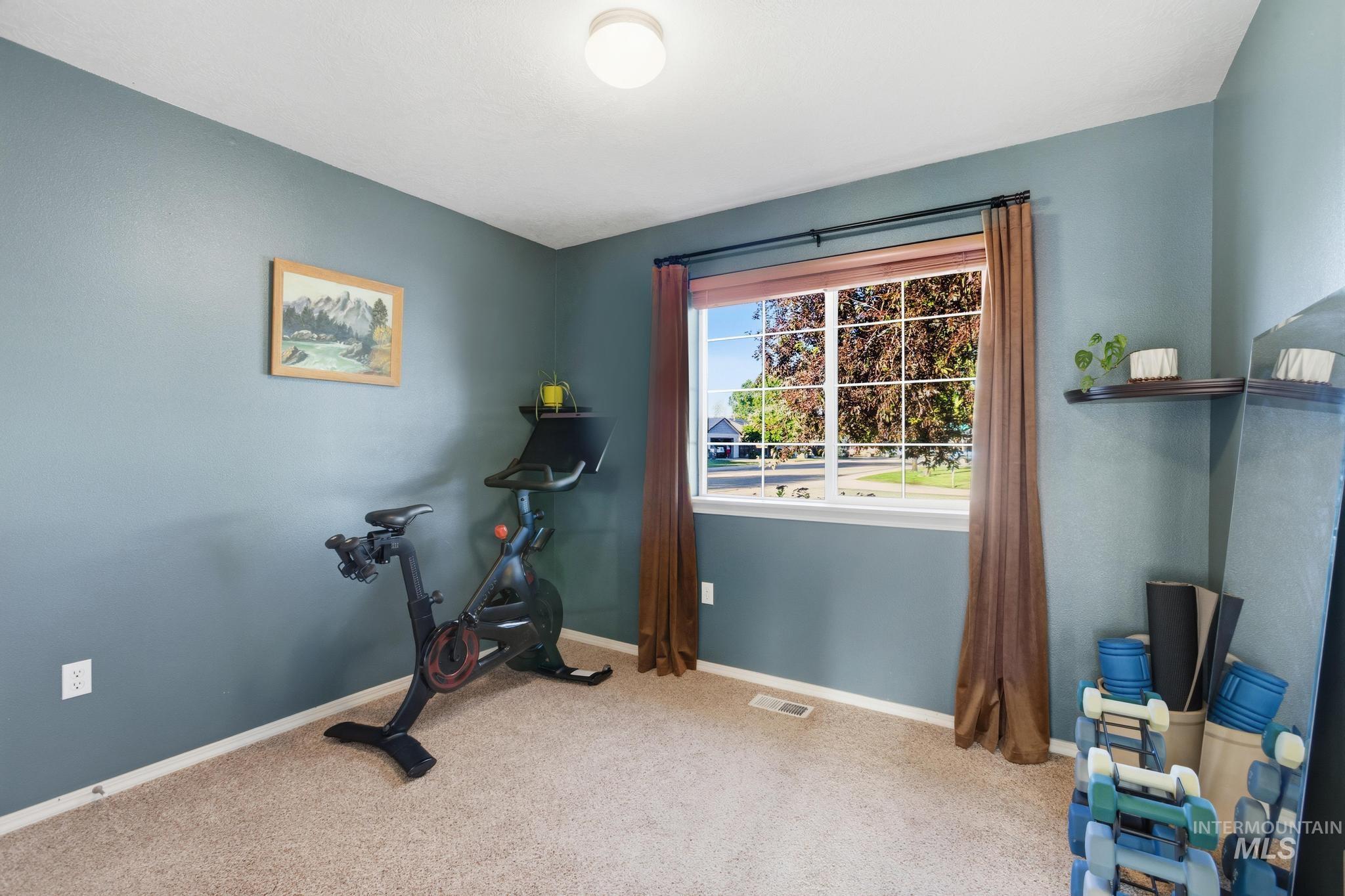 1457 S Woodmaste, Kuna, Idaho 83634, 3 Bedrooms, 2 Bathrooms, Residential For Sale, Price $395,000, 98990050