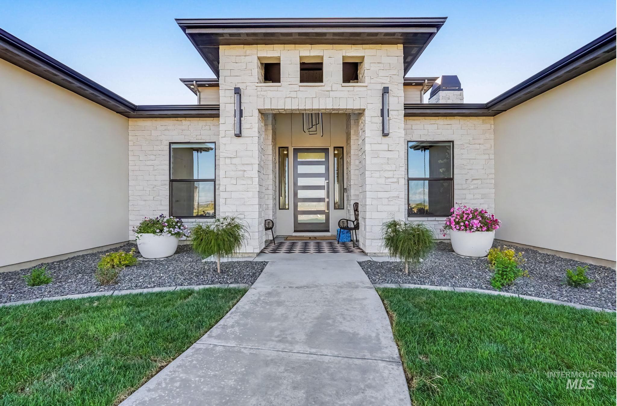 27225 Iron Horse Dr, Caldwell, Idaho 83607, 4 Bedrooms, 4 Bathrooms, Residential For Sale, Price $1,649,000,MLS 98990051