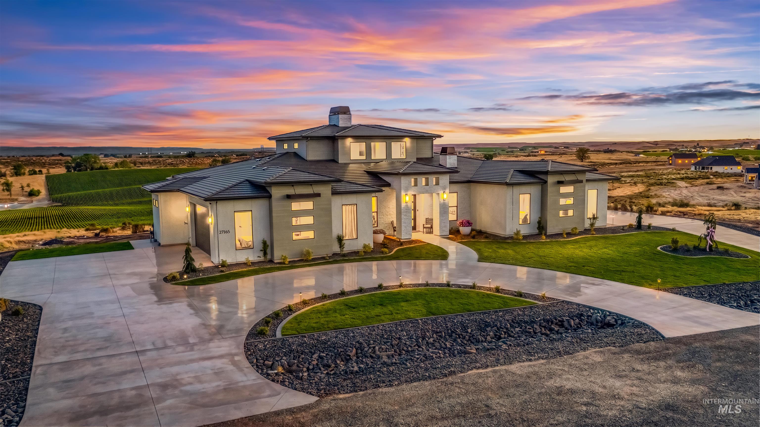27225 Iron Horse Dr, Caldwell, Idaho 83607, 4 Bedrooms, 4 Bathrooms, Residential For Sale, Price $1,649,000,MLS 98990051