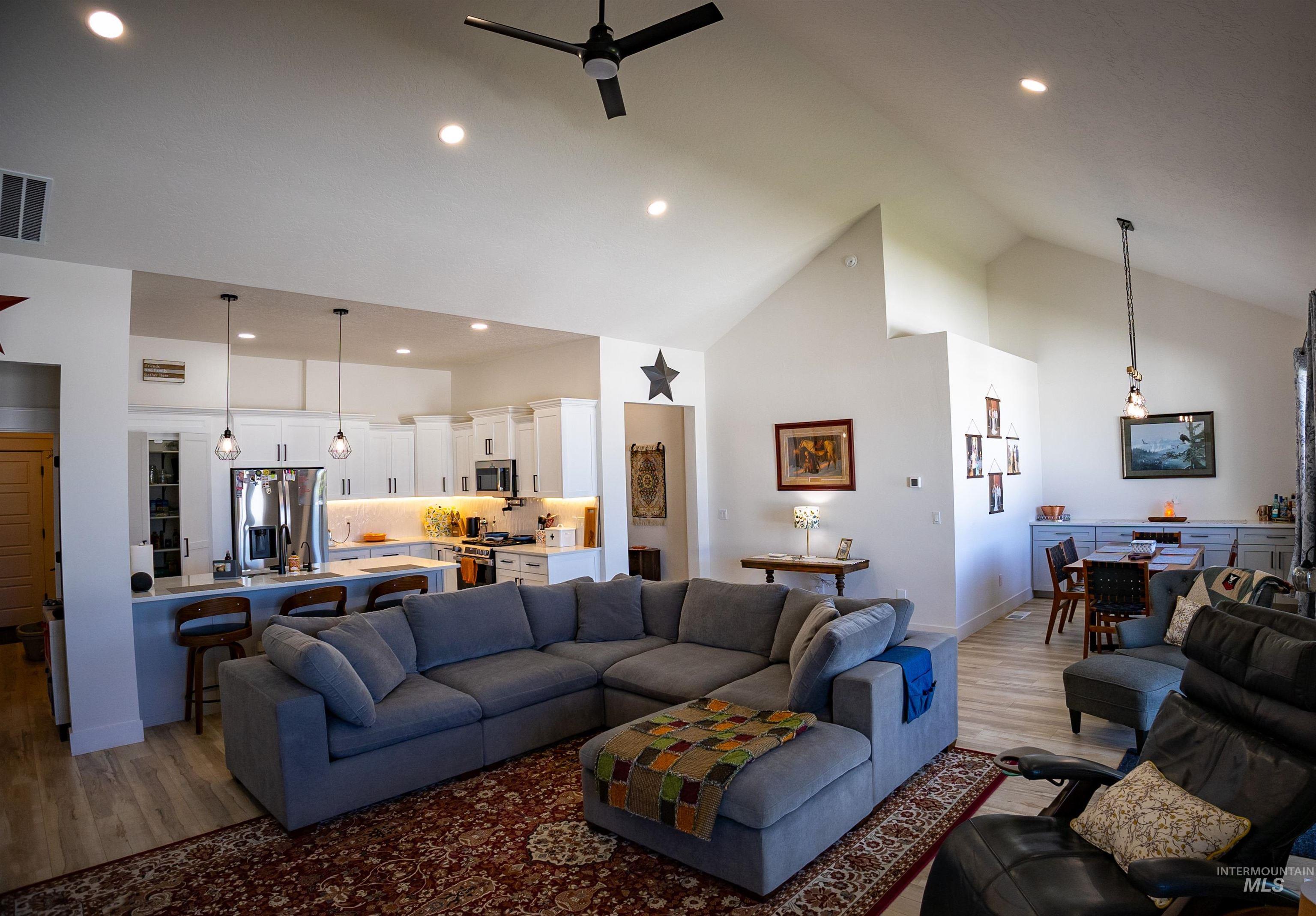 705 Sandy Point Street, Payette, Idaho 83661, 3 Bedrooms, 2.5 Bathrooms, Residential For Sale, Price $499,990, 98990054