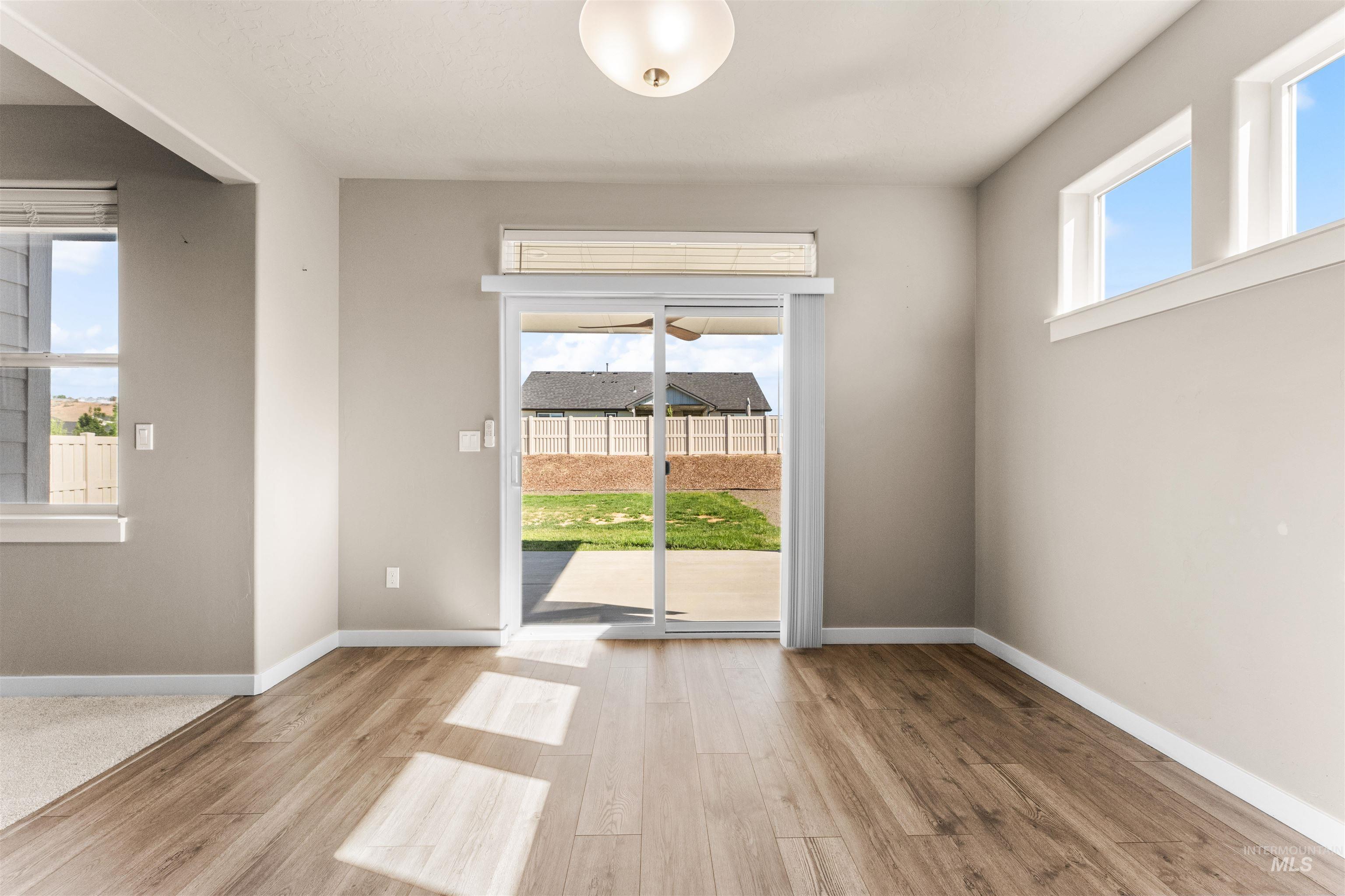 10326 W Trident Ridge Dr, Star, Idaho 83669, 3 Bedrooms, 2.5 Bathrooms, Residential For Sale, Price $589,000,MLS 98990057