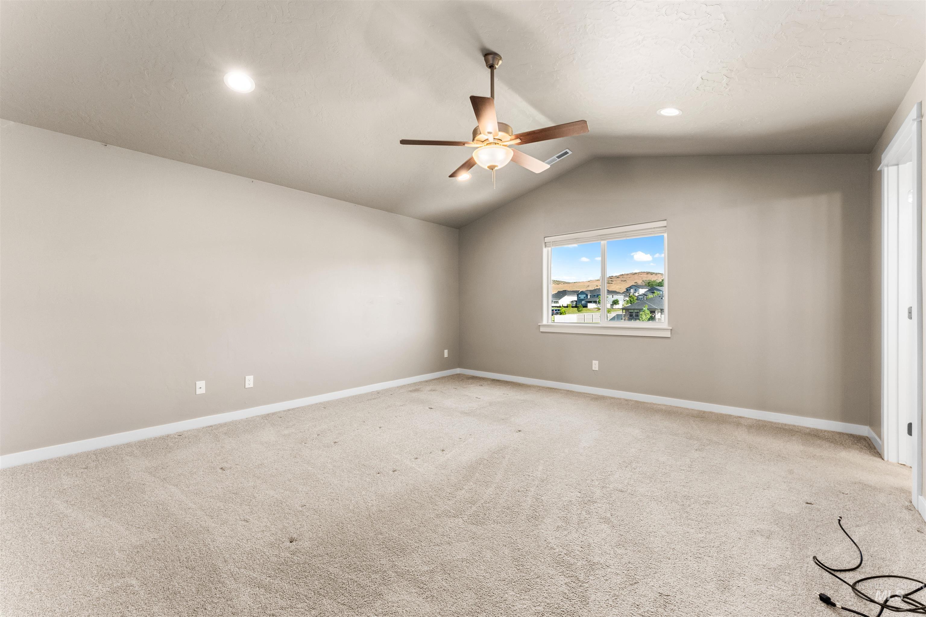 10326 W Trident Ridge Dr, Star, Idaho 83669, 3 Bedrooms, 2.5 Bathrooms, Residential For Sale, Price $589,000,MLS 98990057