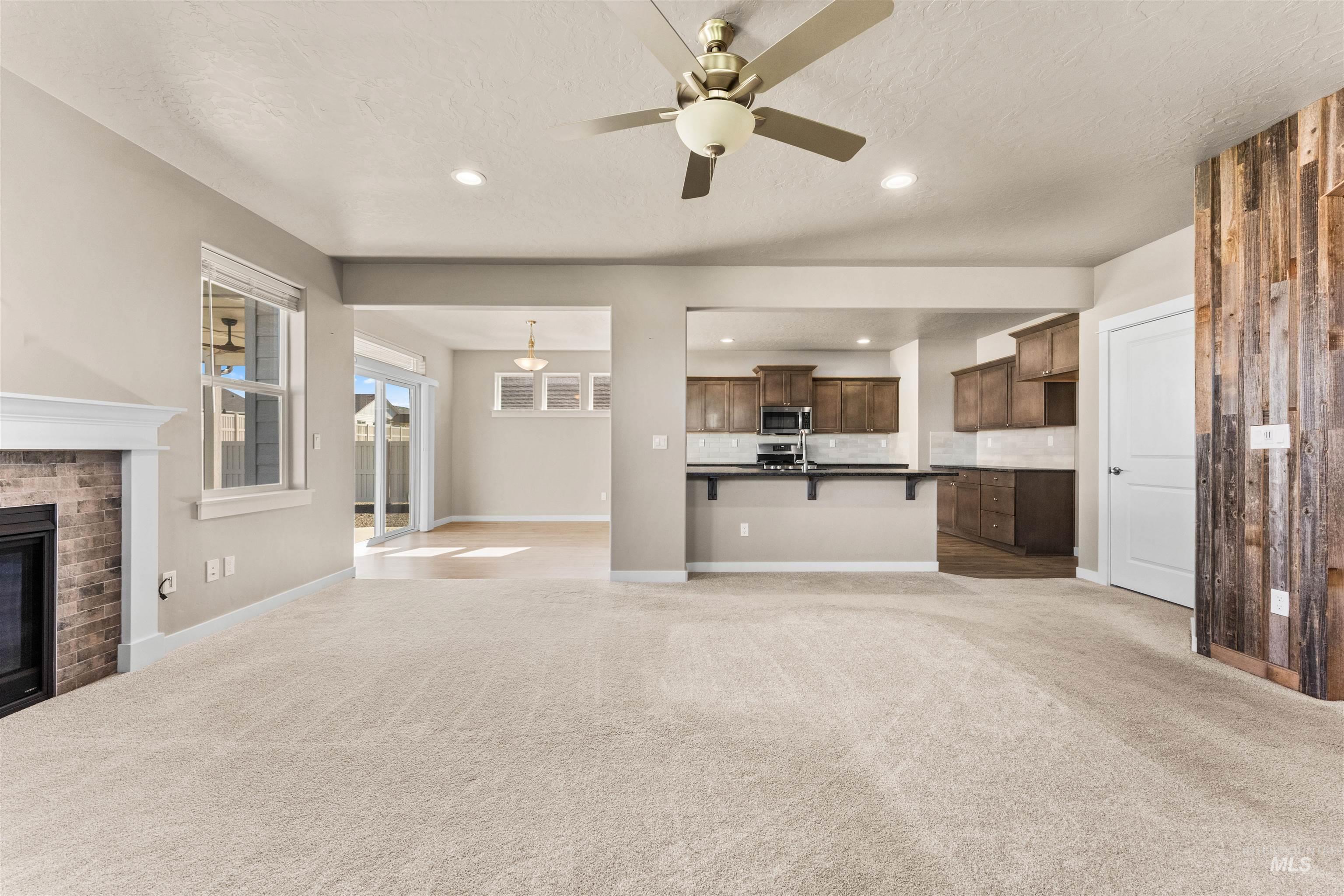 10326 W Trident Ridge Dr, Star, Idaho 83669, 3 Bedrooms, 2.5 Bathrooms, Residential For Sale, Price $589,000,MLS 98990057