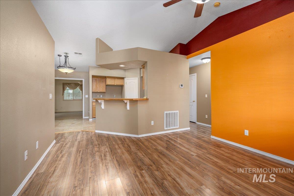 211 Silver Sage Way, Homedale, Idaho 83628, 3 Bedrooms, 2 Bathrooms, Residential For Sale, Price $334,900, 98990060