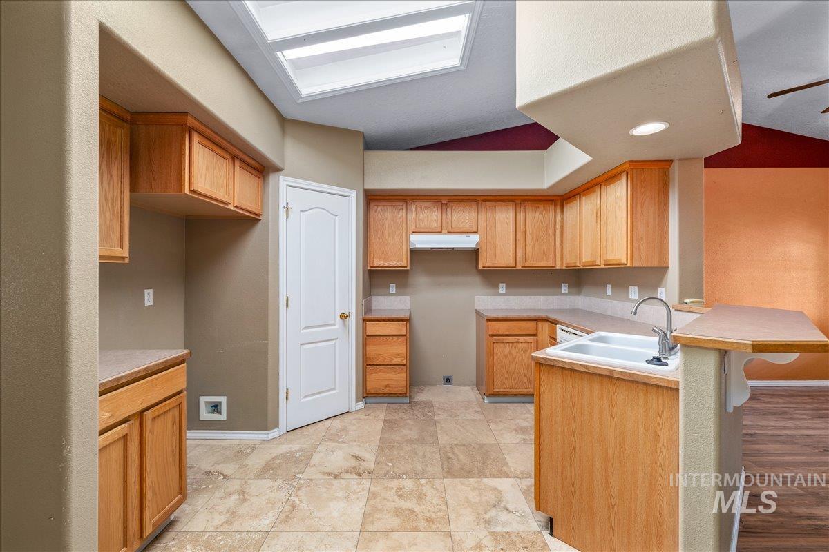 211 Silver Sage Way, Homedale, Idaho 83628, 3 Bedrooms, 2 Bathrooms, Residential For Sale, Price $334,900, 98990060
